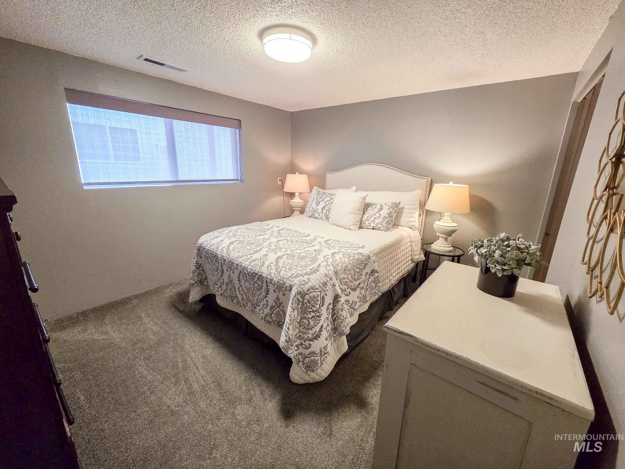 3129 8th Street C, Lewiston, Idaho 83501, 2 Bedrooms, 1.5 Bathrooms, Residential For Sale, Price $239,900,MLS 98992141