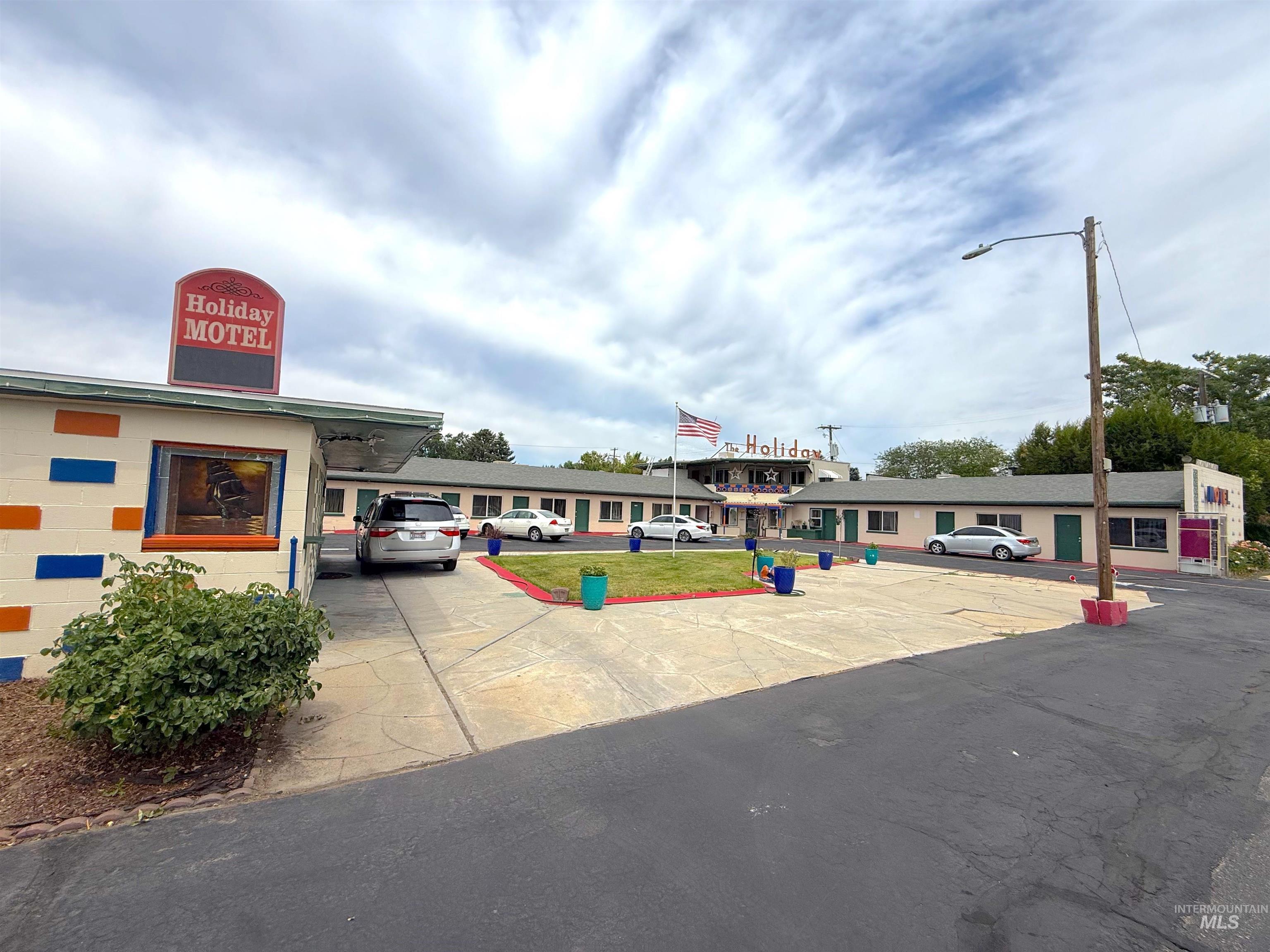5416 W Fairview Ave, Boise, Idaho 83706, Business/Commercial For Sale, Price $2,100,000, 98992145