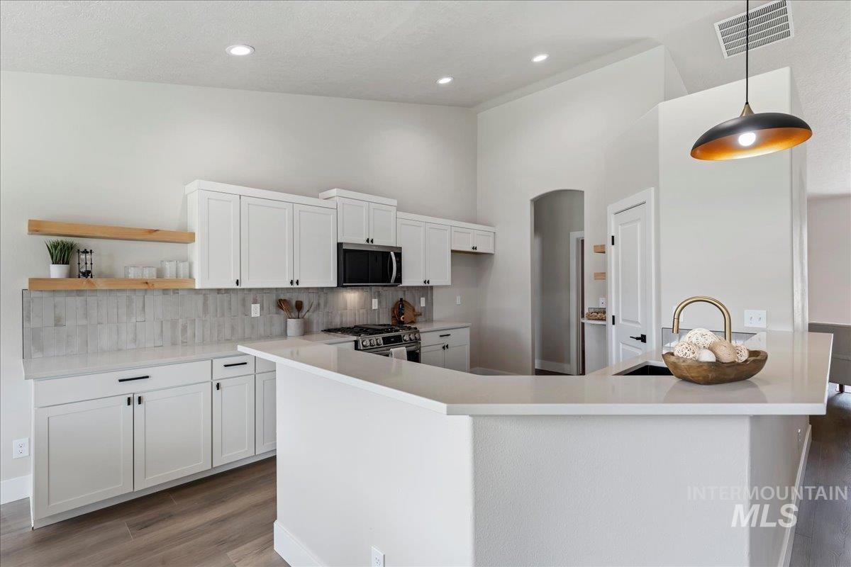 2800 Ohio Ave, Nampa, Idaho 83686, 3 Bedrooms, 2 Bathrooms, Residential For Sale, Price $489,900,MLS 98992149