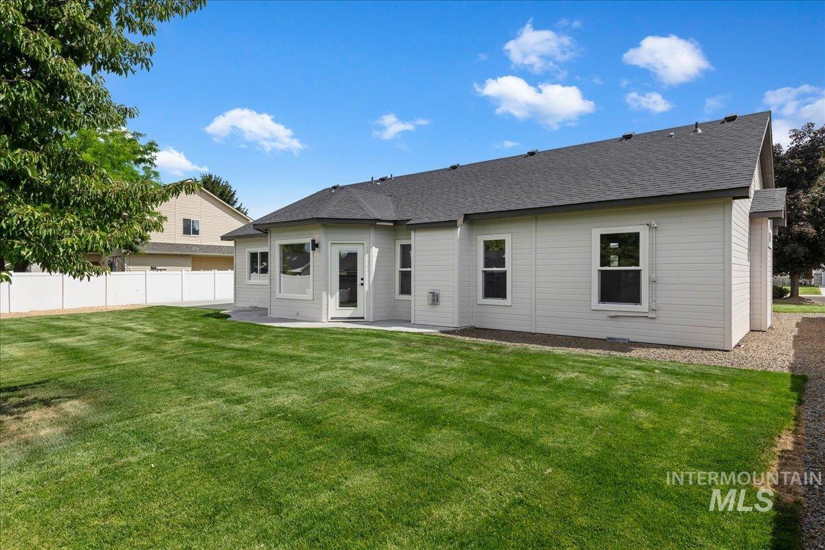 2800 Ohio Ave, Nampa, Idaho 83686, 3 Bedrooms, 2 Bathrooms, Residential For Sale, Price $489,900,MLS 98992149