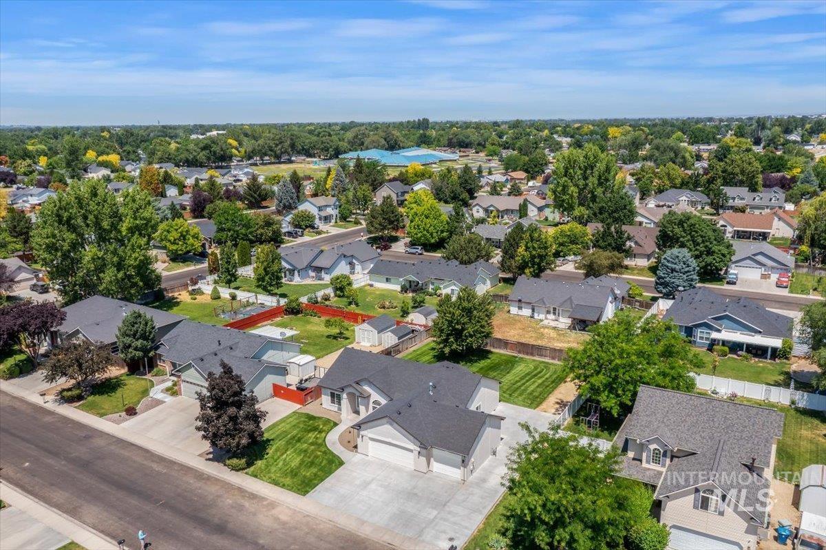 2800 Ohio Ave, Nampa, Idaho 83686, 3 Bedrooms, 2 Bathrooms, Residential For Sale, Price $489,900,MLS 98992149