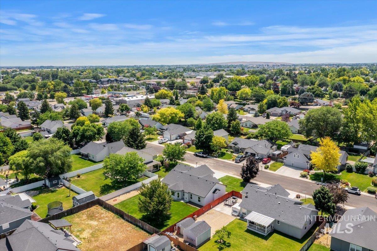 2800 Ohio Ave, Nampa, Idaho 83686, 3 Bedrooms, 2 Bathrooms, Residential For Sale, Price $489,900,MLS 98992149