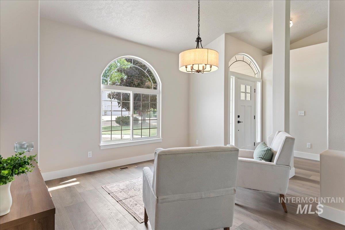 2800 Ohio Ave, Nampa, Idaho 83686, 3 Bedrooms, 2 Bathrooms, Residential For Sale, Price $489,900,MLS 98992149