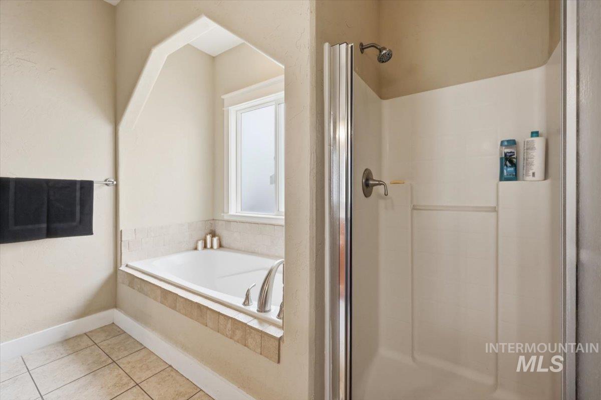 3524 Catalina Ave., Caldwell, Idaho 83605, 4 Bedrooms, 3 Bathrooms, Residential For Sale, Price $465,000,MLS 98992152