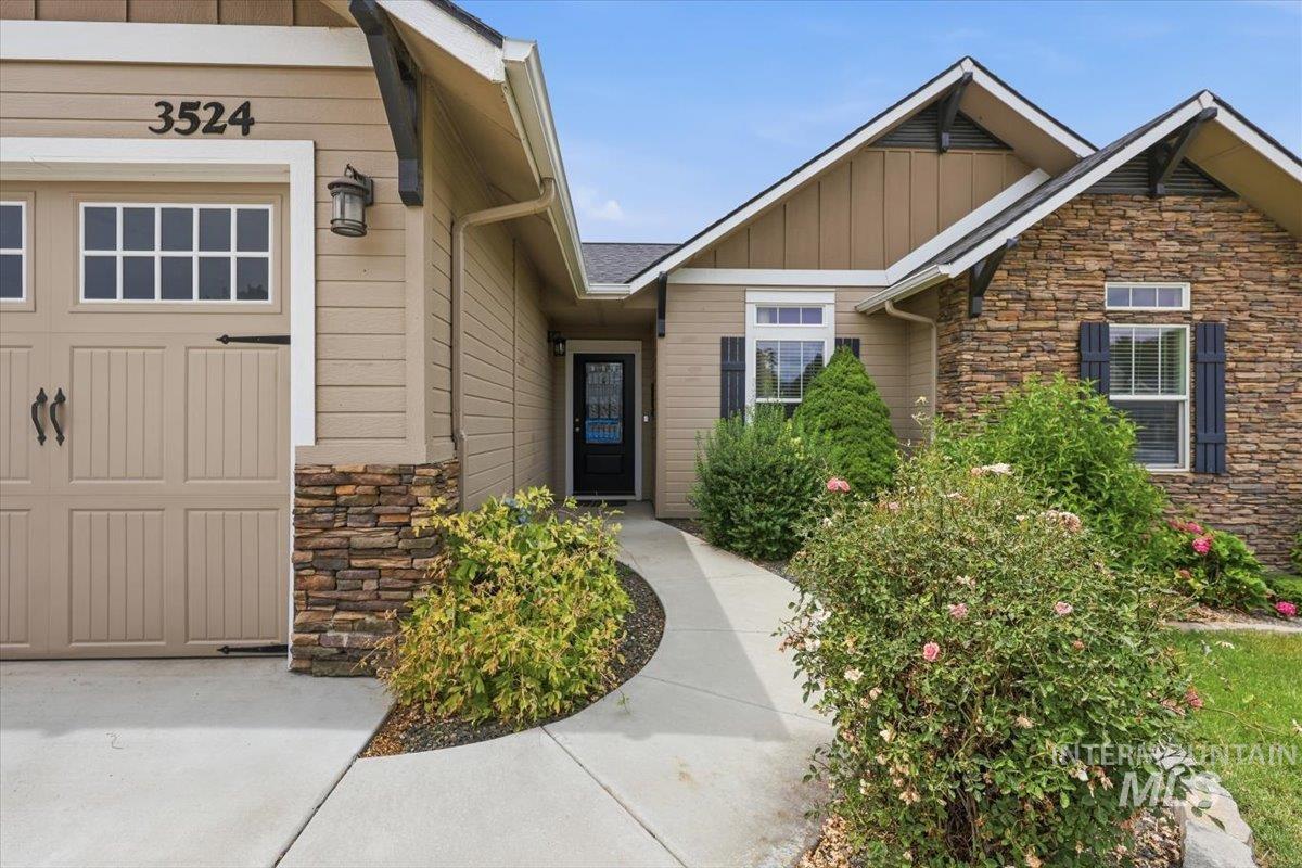 3524 Catalina Ave., Caldwell, Idaho 83605, 4 Bedrooms, 3 Bathrooms, Residential For Sale, Price $465,000,MLS 98992152