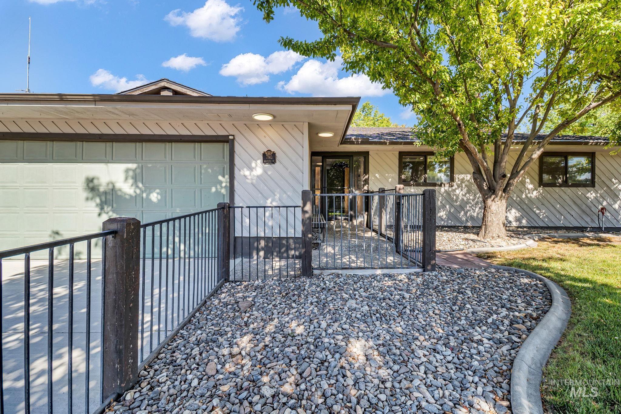 790 Academic Dr., Twin Falls, Idaho 83301, 3 Bedrooms, 2 Bathrooms, Residential For Sale, Price $418,500, 98992155