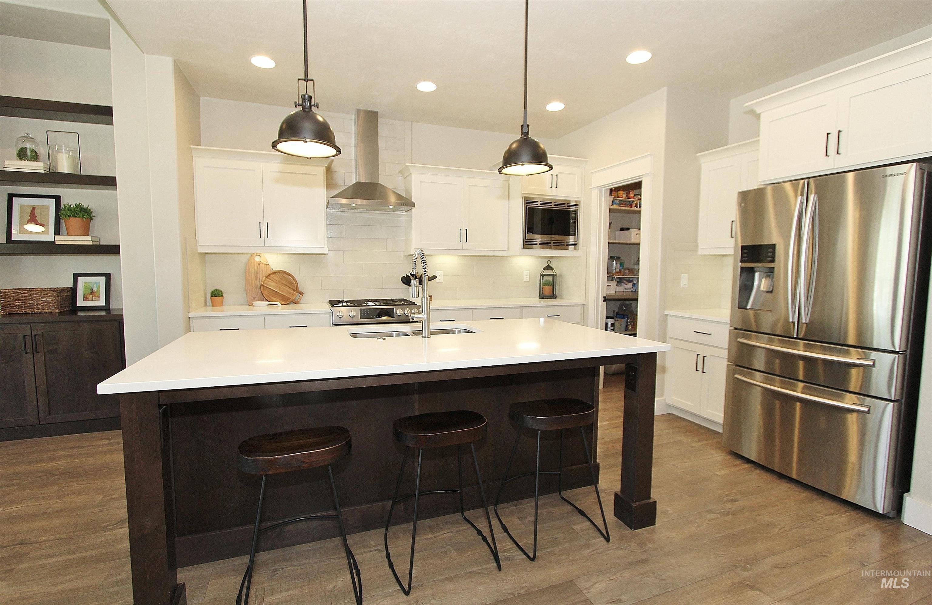 7936 S Desert Ridge Ave, Boise, Idaho 83716, 4 Bedrooms, 2.5 Bathrooms, Residential For Sale, Price $750,000,MLS 98992158