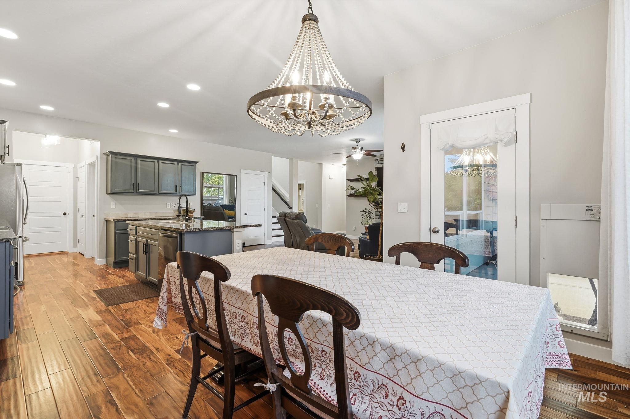 5120 N Diamond Creek Ave, Meridian, Idaho 83646, 5 Bedrooms, 3 Bathrooms, Residential For Sale, Price $769,900,MLS 98992162
