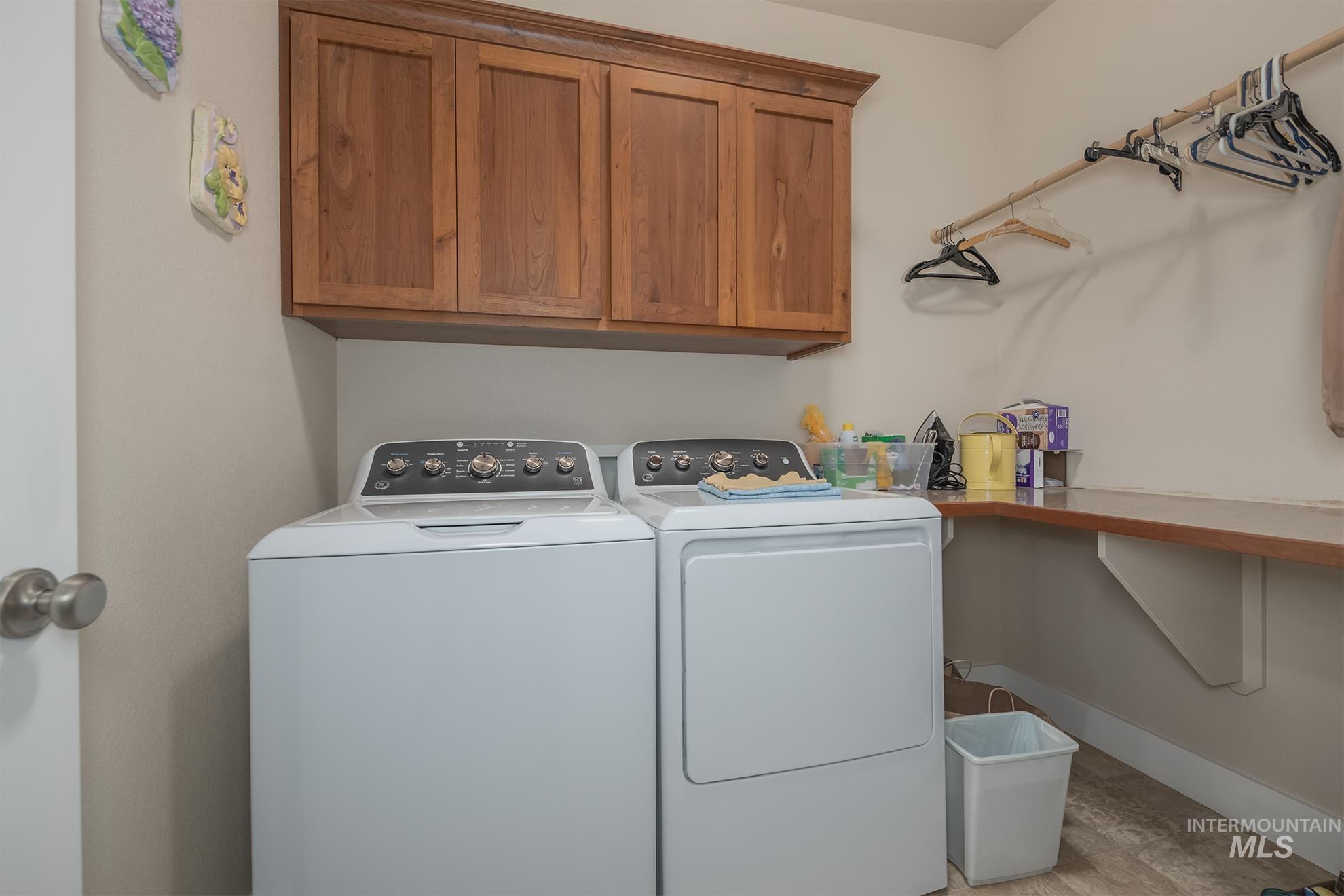 420 W Indianhead, Weiser, Idaho 83672, 3 Bedrooms, 2 Bathrooms, Residential For Sale, Price $497,000,MLS 98992168