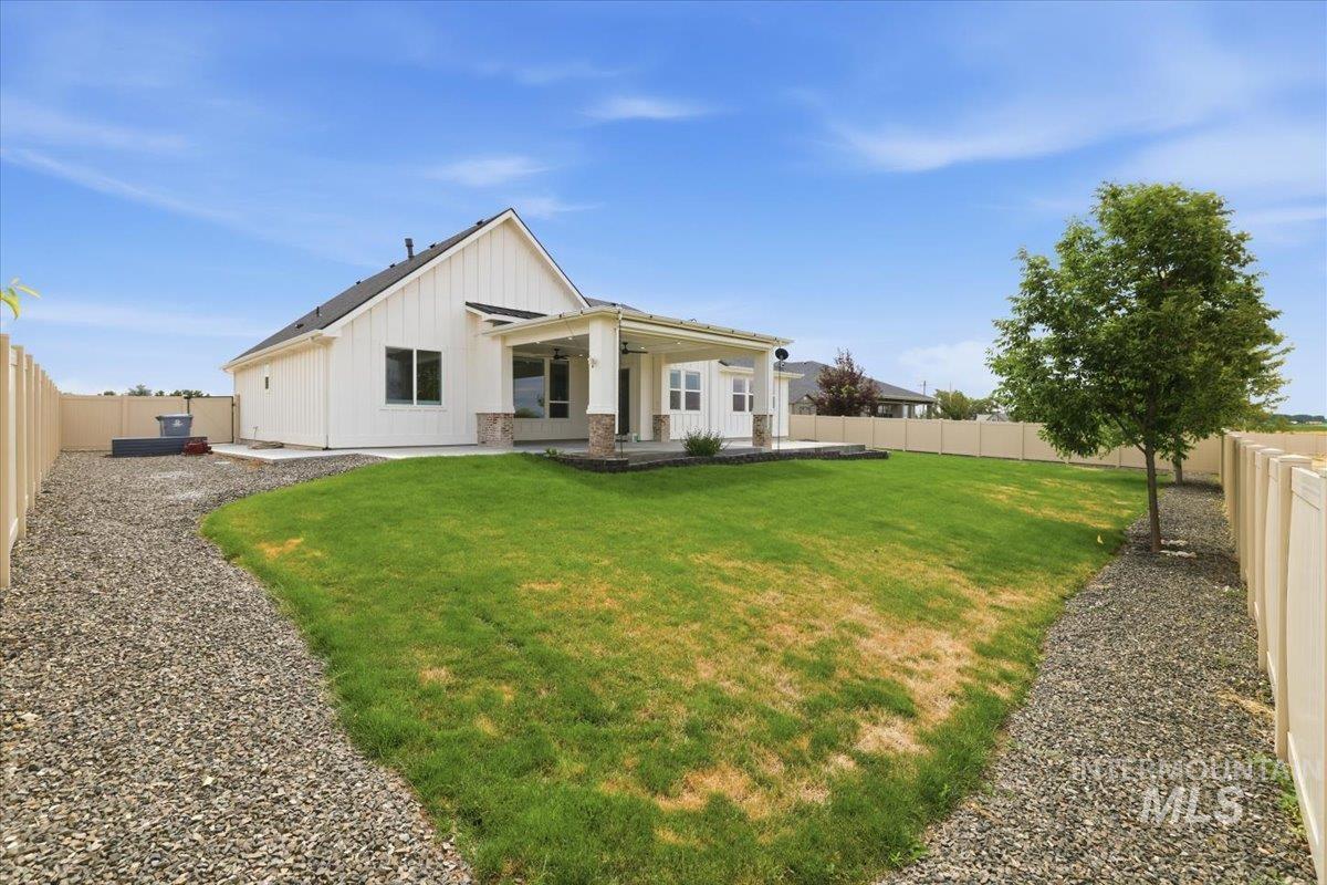 723 S Bristol Ln, Nampa, Idaho 83687, 3 Bedrooms, 2.5 Bathrooms, Residential For Sale, Price $875,000,MLS 98992170