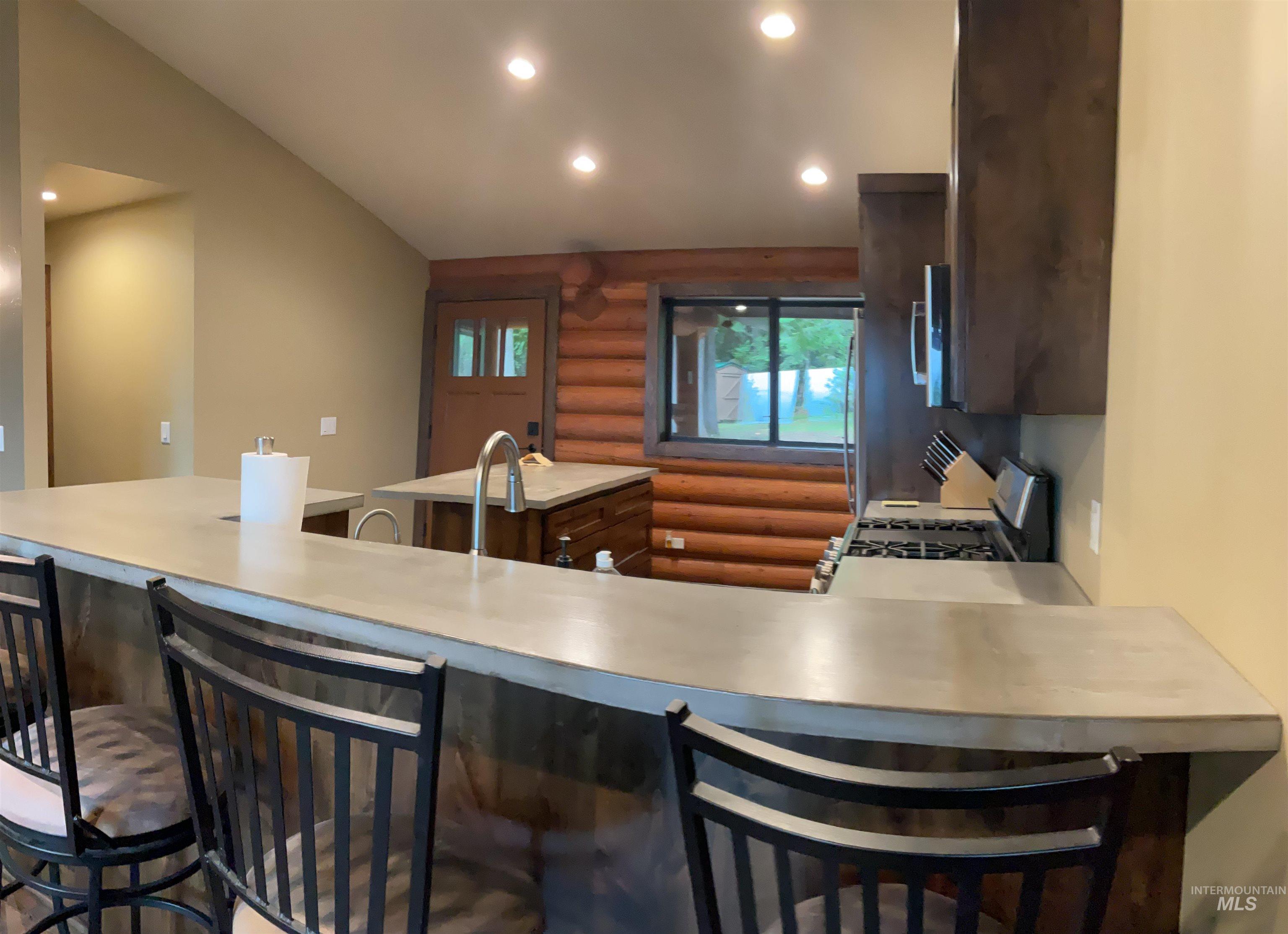 6125 Freeman Creek Rd, Lenore, Idaho 83541, 3 Bedrooms, 2.5 Bathrooms, Residential For Sale, Price $739,000,MLS 98992171