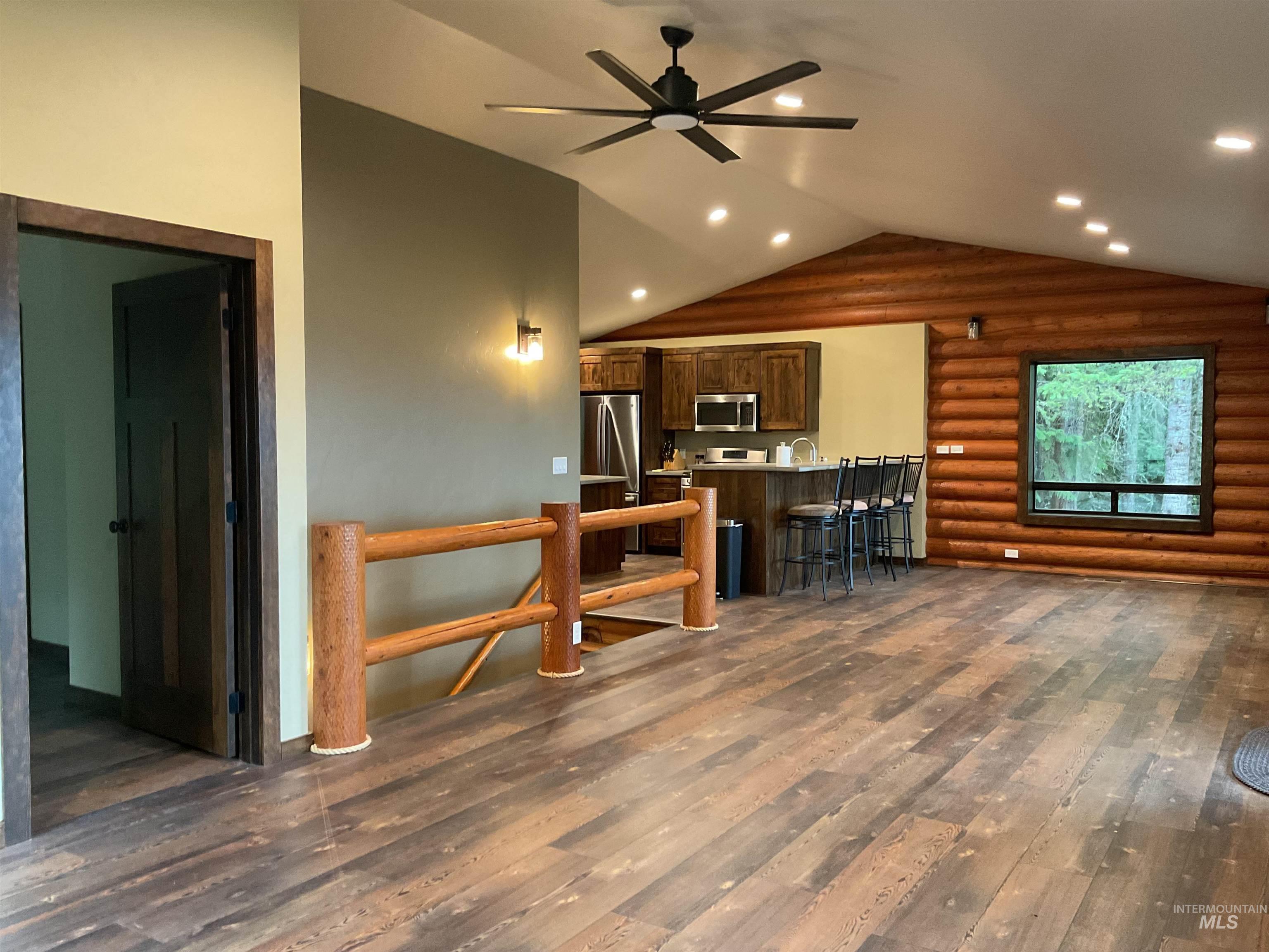 6125 Freeman Creek Rd, Lenore, Idaho 83541, 3 Bedrooms, 2.5 Bathrooms, Residential For Sale, Price $739,000,MLS 98992171