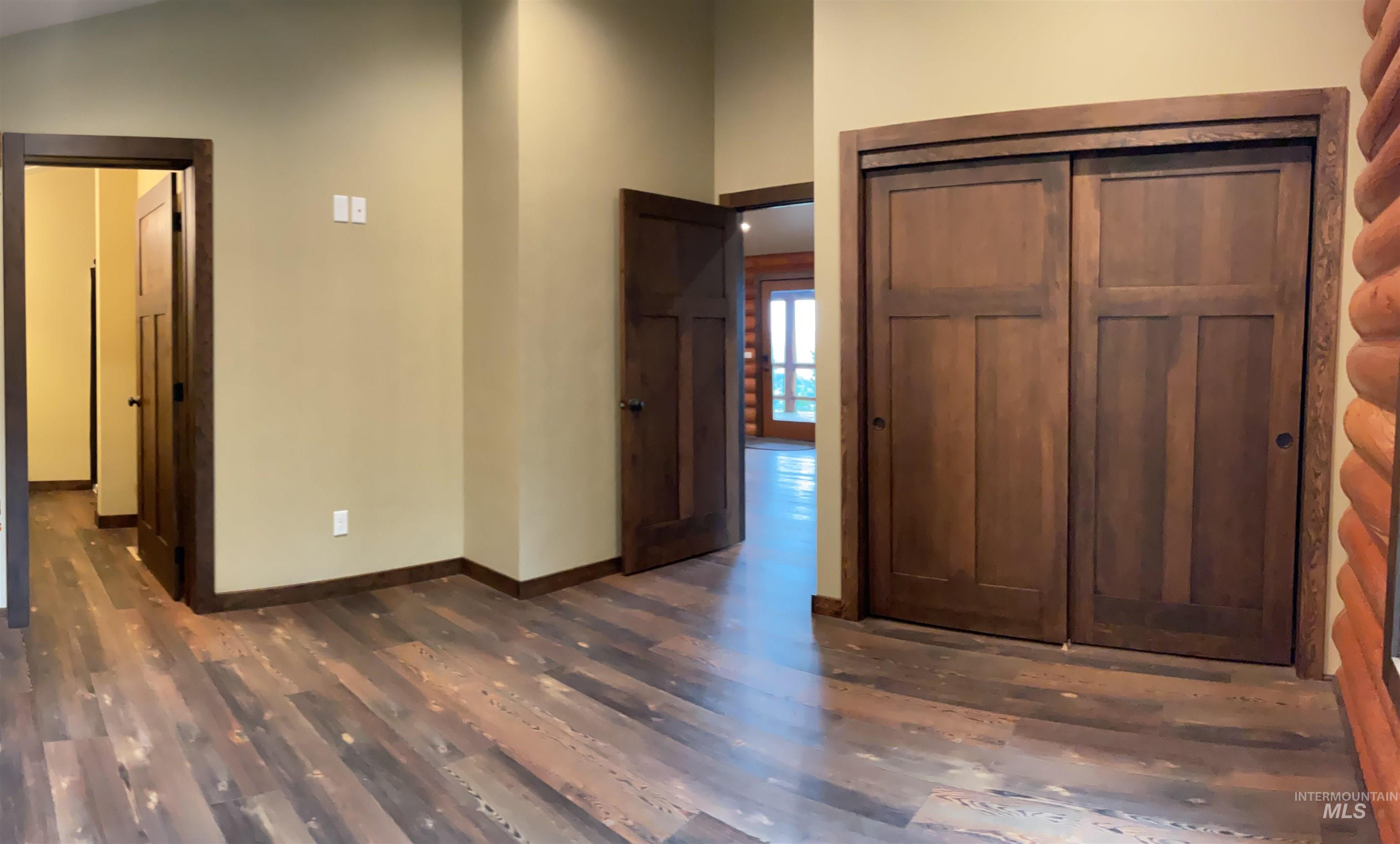 6125 Freeman Creek Rd, Lenore, Idaho 83541, 3 Bedrooms, 2.5 Bathrooms, Residential For Sale, Price $739,000,MLS 98992171
