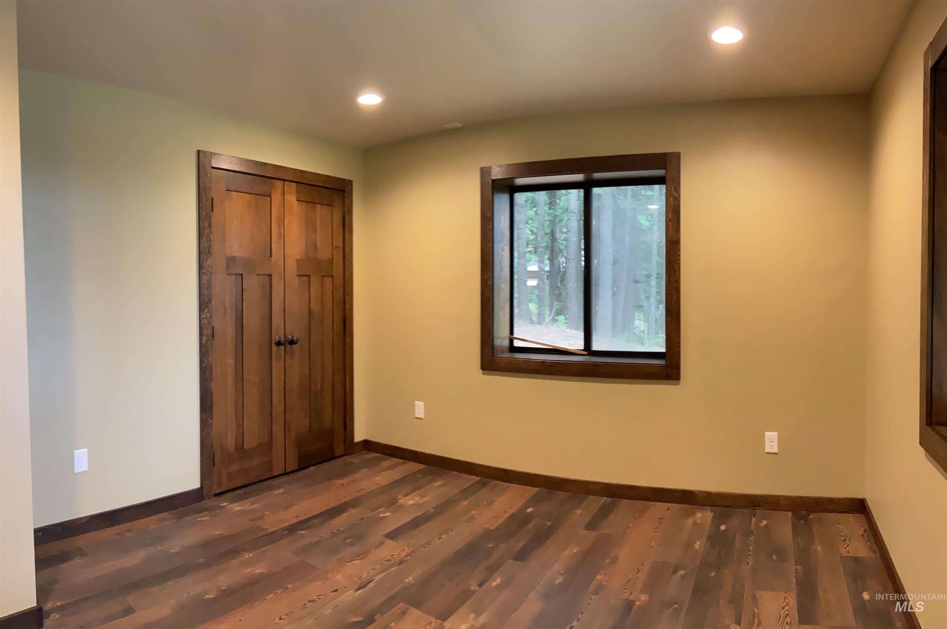 6125 Freeman Creek Rd, Lenore, Idaho 83541, 3 Bedrooms, 2.5 Bathrooms, Residential For Sale, Price $739,000,MLS 98992171