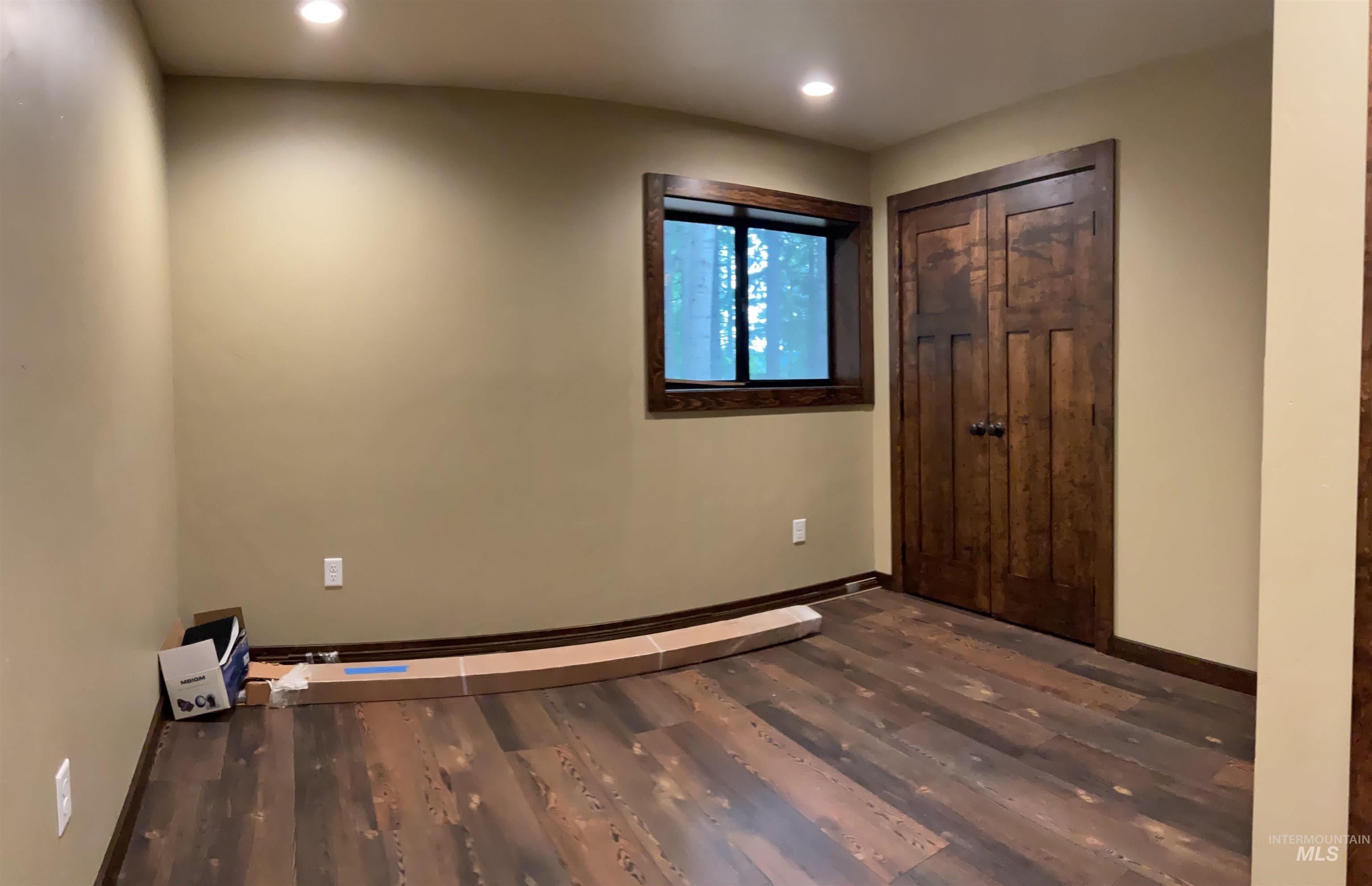 6125 Freeman Creek Rd, Lenore, Idaho 83541, 3 Bedrooms, 2.5 Bathrooms, Residential For Sale, Price $739,000,MLS 98992171