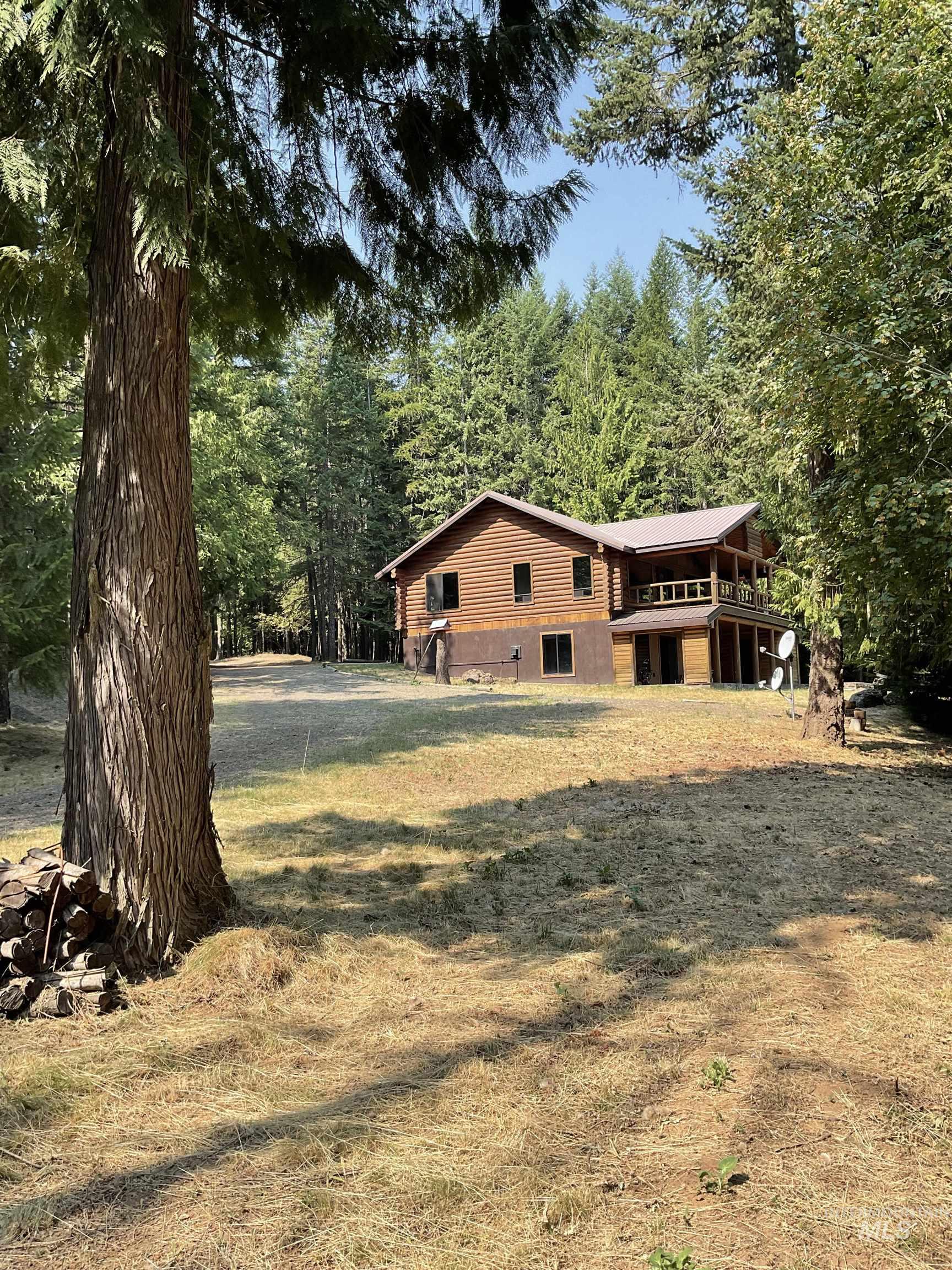 6125 Freeman Creek Rd, Lenore, Idaho 83541, 3 Bedrooms, 2.5 Bathrooms, Residential For Sale, Price $739,000,MLS 98992171