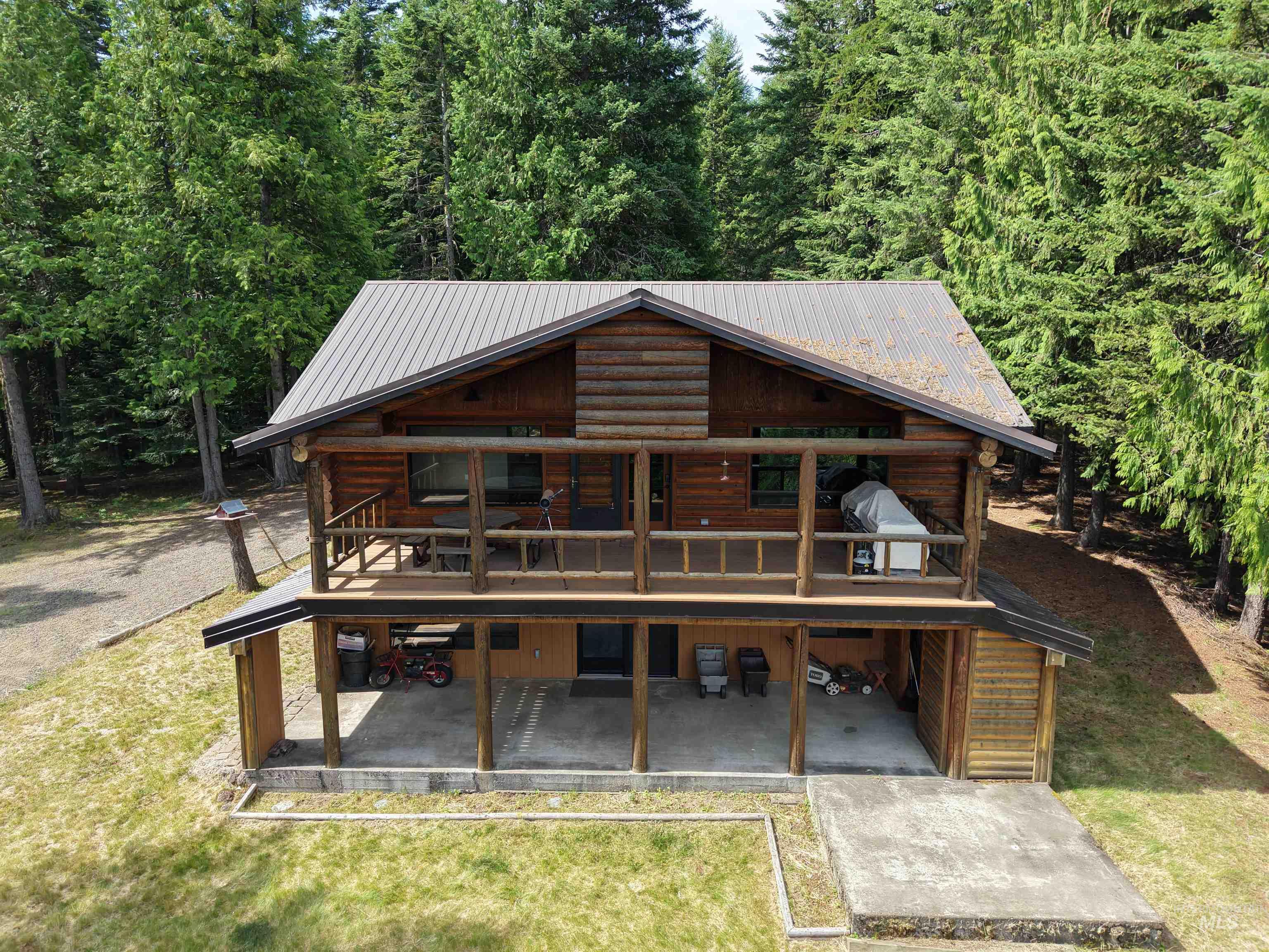 6125 Freeman Creek Rd, Lenore, Idaho 83541, 3 Bedrooms, 2.5 Bathrooms, Residential For Sale, Price $739,000,MLS 98992171