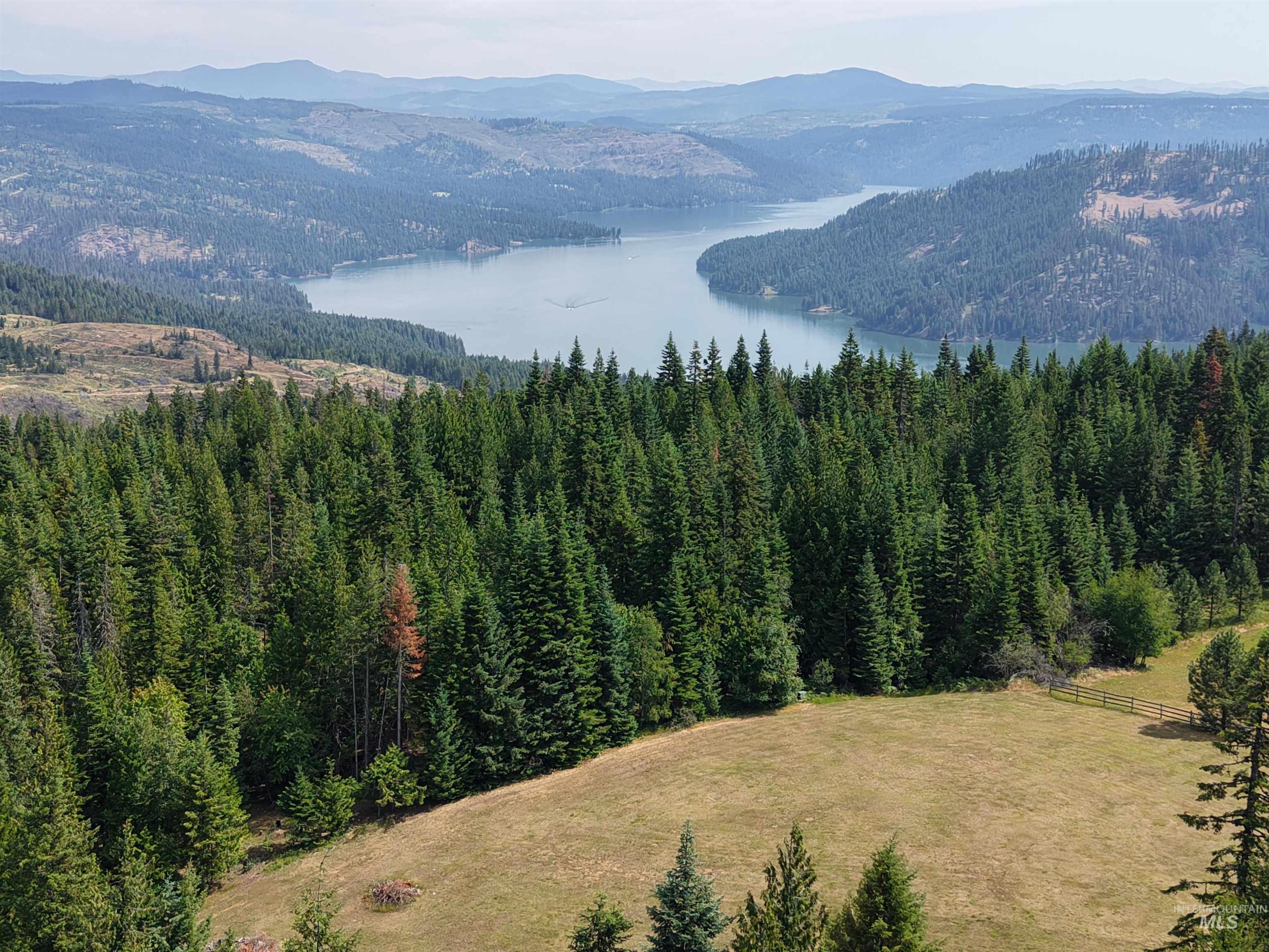 6125 Freeman Creek Rd, Lenore, Idaho 83541, 3 Bedrooms, 2.5 Bathrooms, Residential For Sale, Price $739,000,MLS 98992171