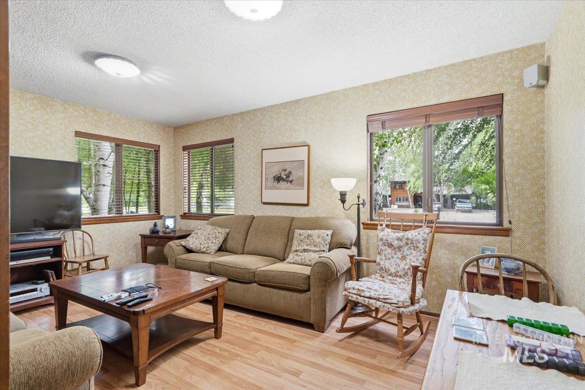 227 Manard Ave, Fairfield, Idaho 83327, 4 Bedrooms, 2 Bathrooms, Residential For Sale, Price $650,000,MLS 98992182