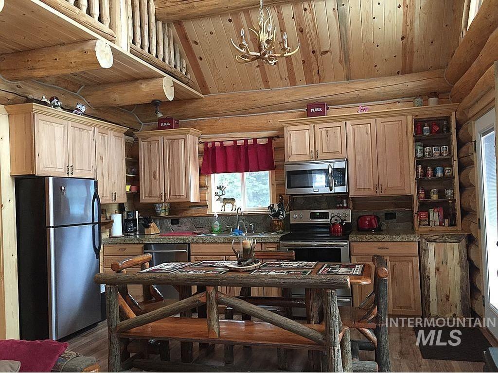 1413 Stone Ln, McCall, Idaho 83611, 2 Bedrooms, 2 Bathrooms, Residential For Sale, Price $699,900,MLS 98992184