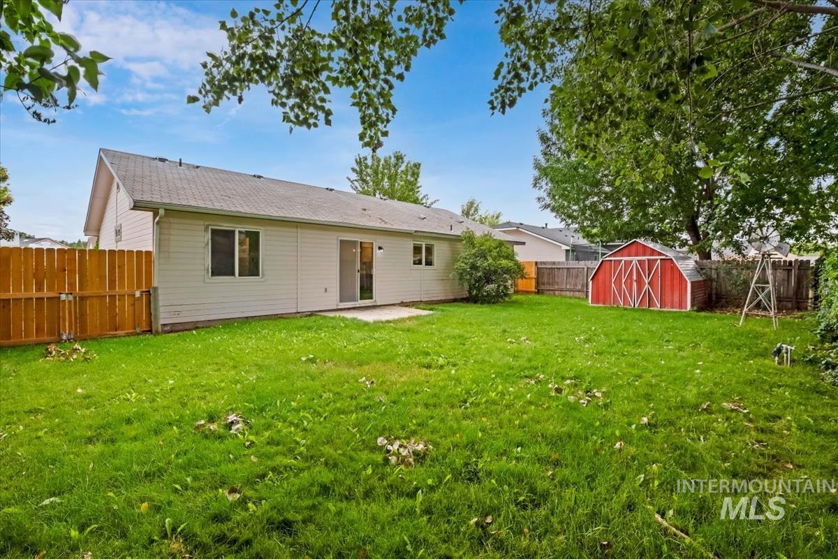 609 Purple Sage, Nampa, Idaho 83651, 3 Bedrooms, 2 Bathrooms, Residential For Sale, Price $349,900,MLS 98992190