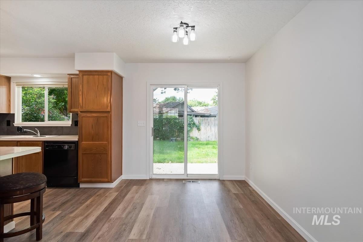 609 Purple Sage, Nampa, Idaho 83651, 3 Bedrooms, 2 Bathrooms, Residential For Sale, Price $349,900,MLS 98992190