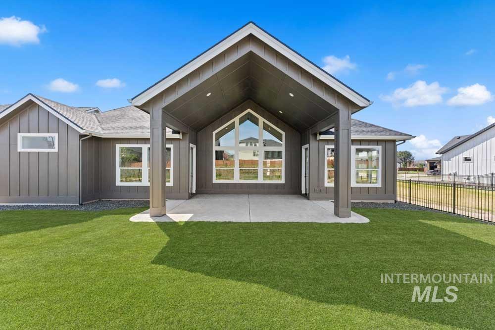 3506 W Retreat St, Eagle, Idaho 83616, 3 Bedrooms, 2.5 Bathrooms, Residential For Sale, Price $1,049,900,MLS 98992192