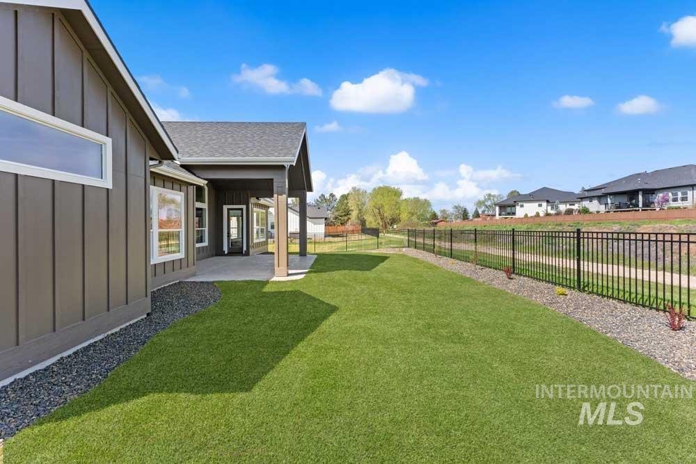 3506 W Retreat St, Eagle, Idaho 83616, 3 Bedrooms, 2.5 Bathrooms, Residential For Sale, Price $1,049,900,MLS 98992192