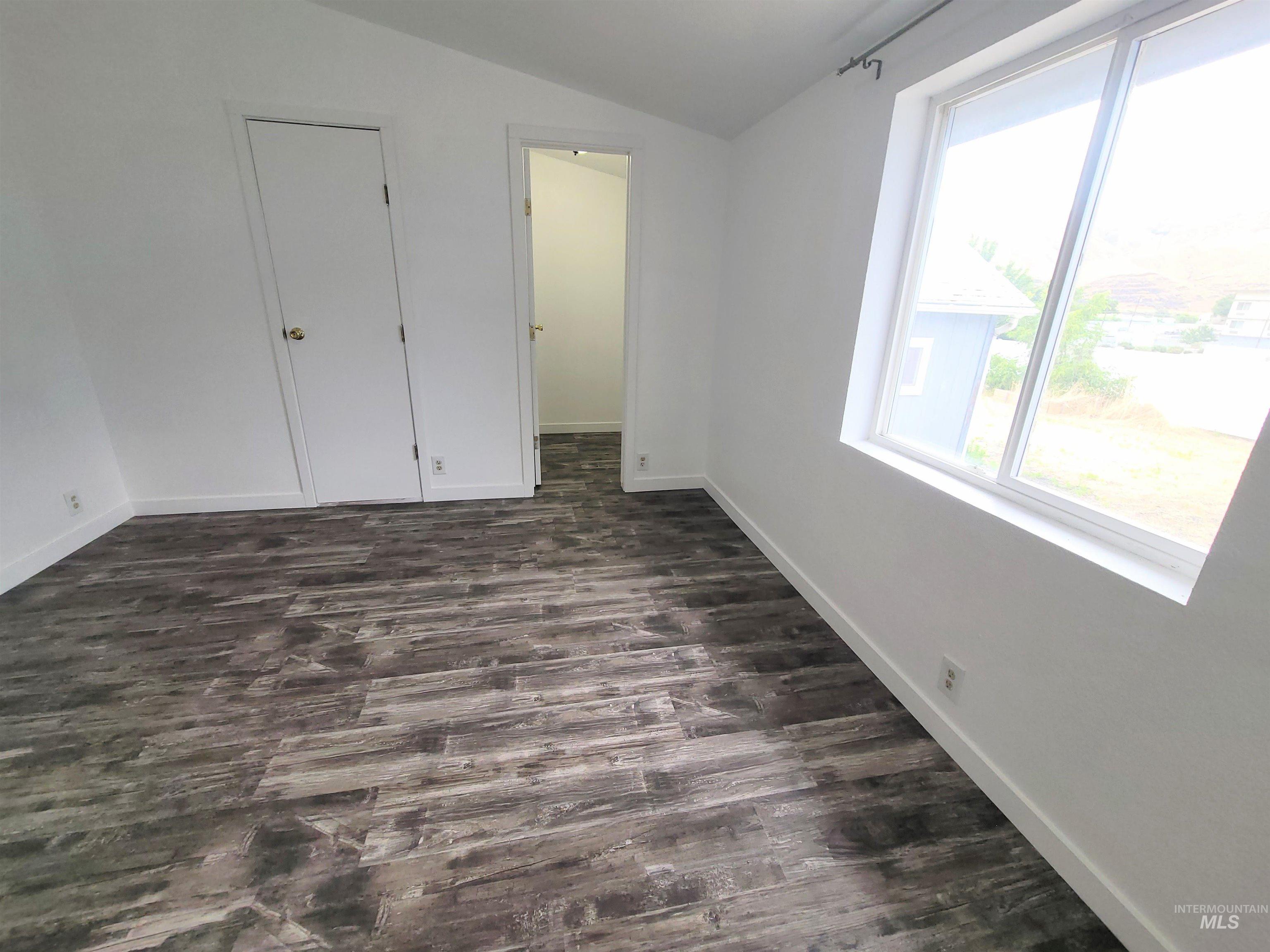 1380 Poplar St., Clarkston, Washington 99403, 3 Bedrooms, 2 Bathrooms, Residential For Sale, Price $297,000,MLS 98992193