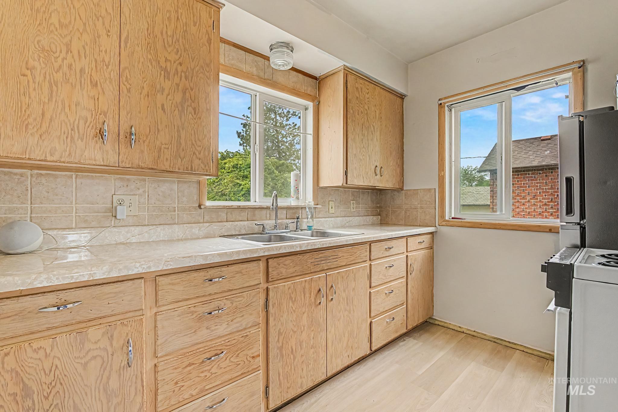 709 9th St. S, Nampa, Idaho 83651, 3 Bedrooms, 2 Bathrooms, Residential For Sale, Price $399,900, 98992215