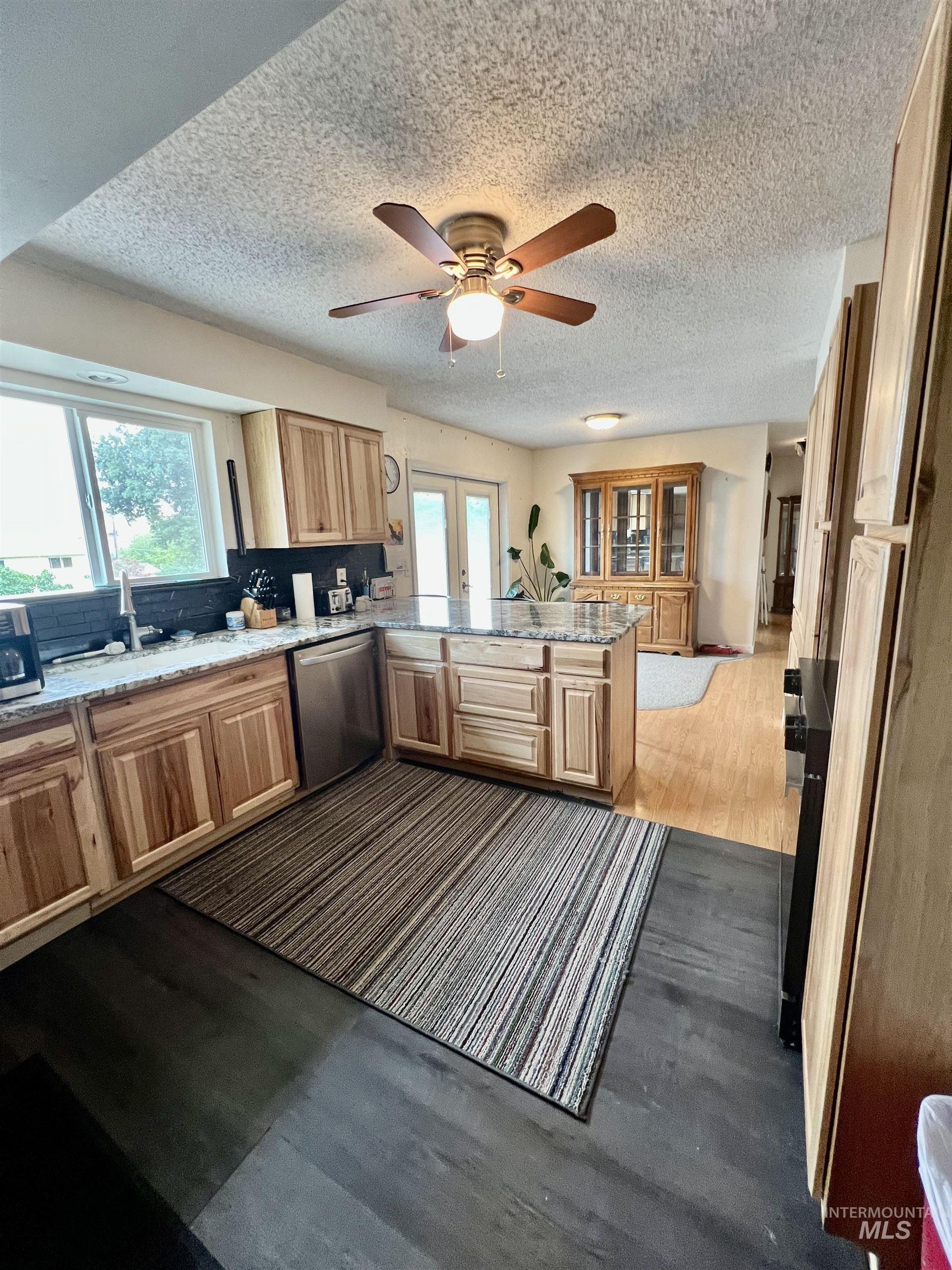 2133 10th Ave., Clarkston, Washington 99403, 4 Bedrooms, 2 Bathrooms, Residential For Sale, Price $400,000, 98992216