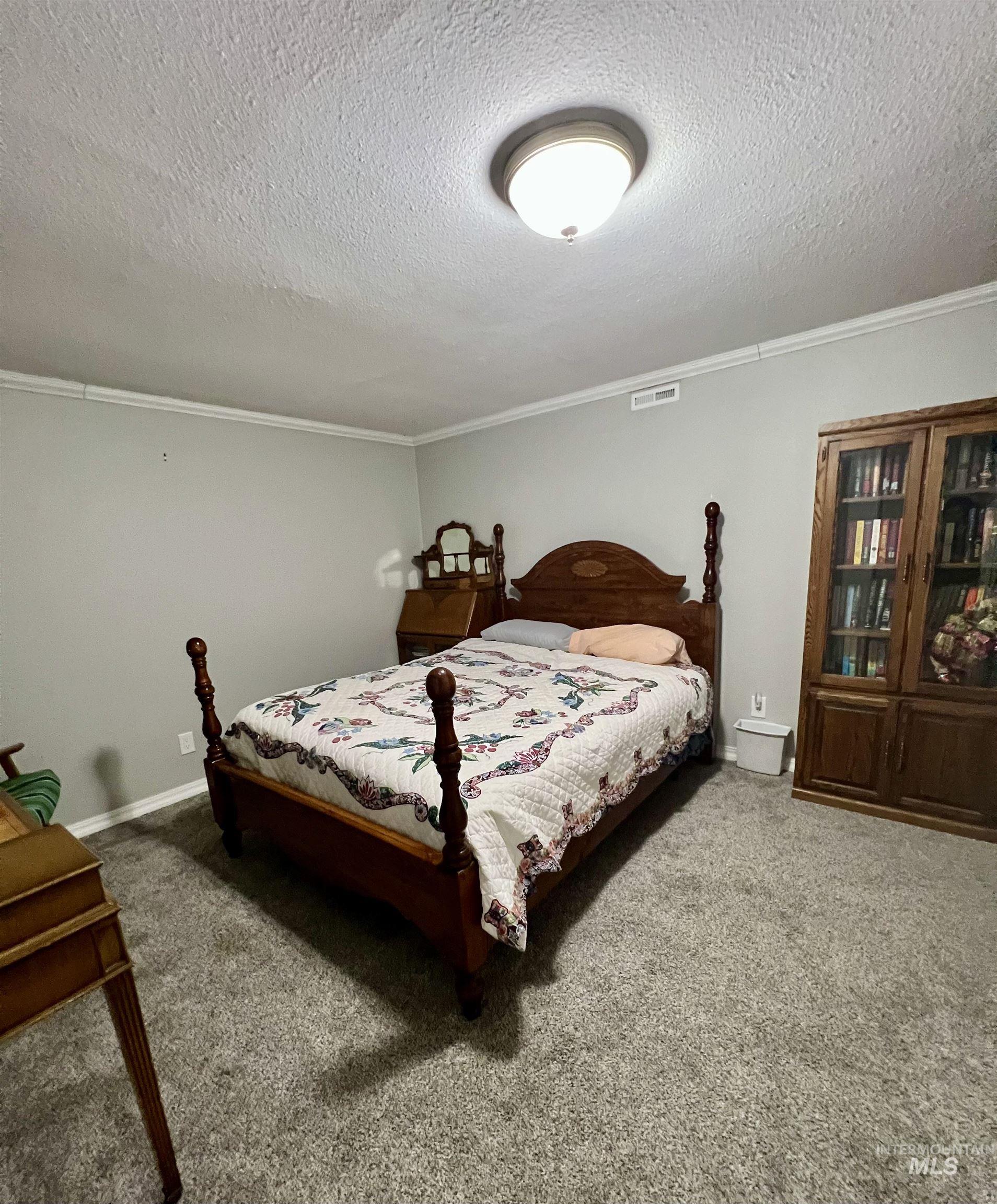2133 10th Ave., Clarkston, Washington 99403, 4 Bedrooms, 2 Bathrooms, Residential For Sale, Price $400,000, 98992216