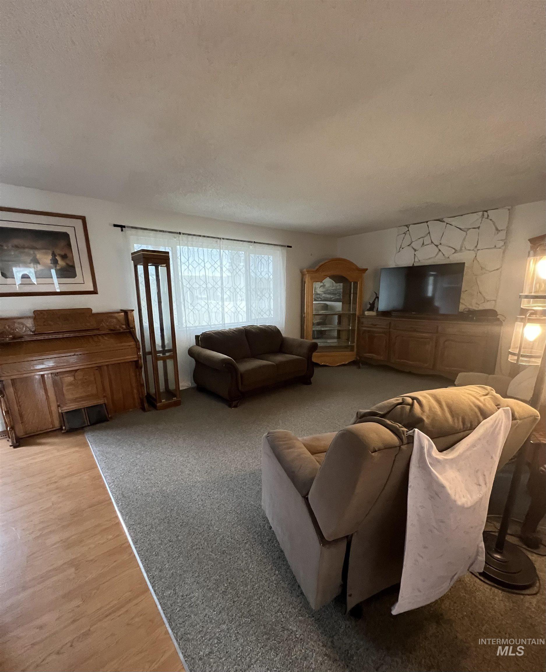 2133 10th Ave., Clarkston, Washington 99403, 4 Bedrooms, 2 Bathrooms, Residential For Sale, Price $400,000, 98992216