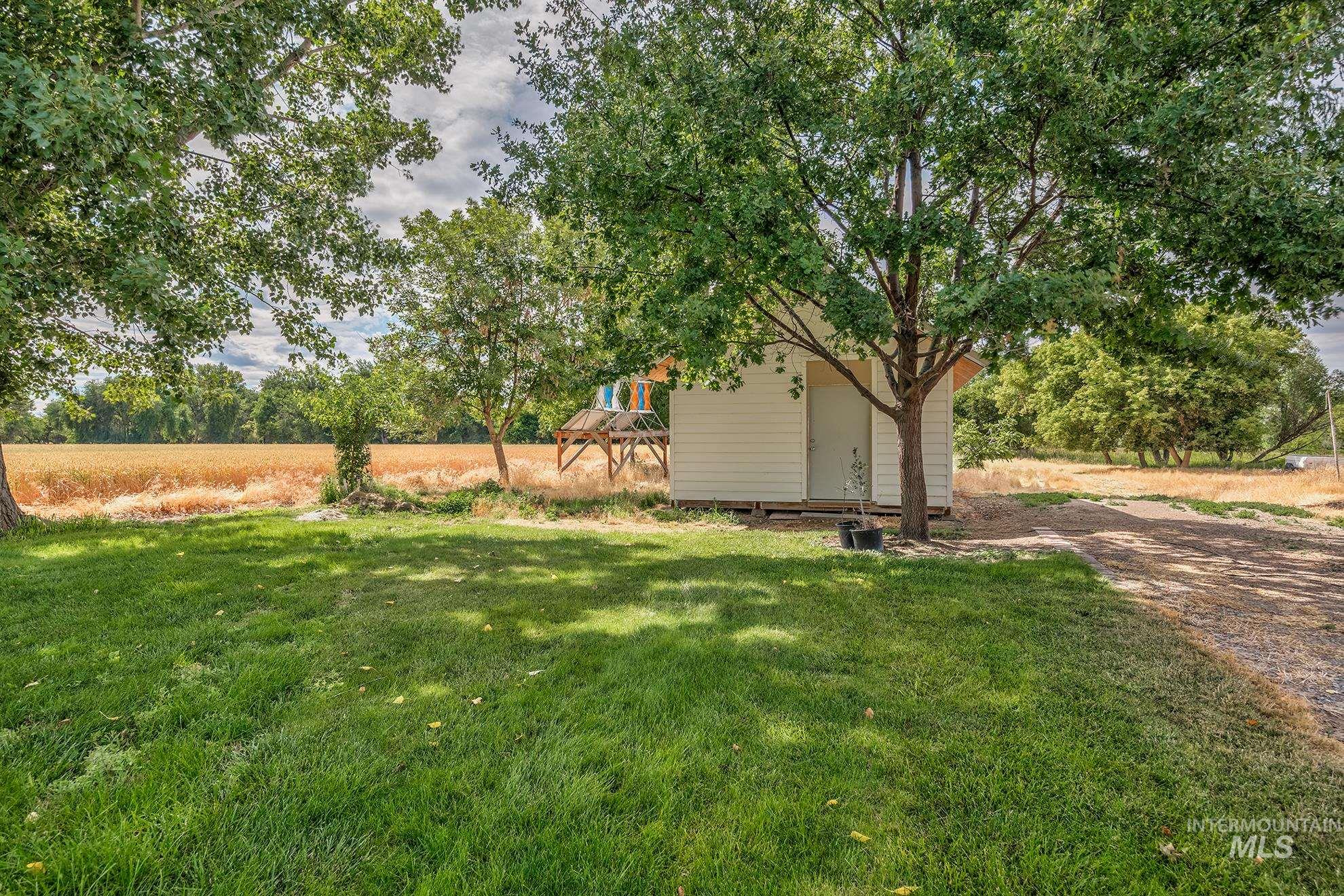 3881 E Island Rd, Ontario, Oregon 97914, 4 Bedrooms, 2.5 Bathrooms, Farm & Ranch For Sale, Price $1,100,000, 98992218