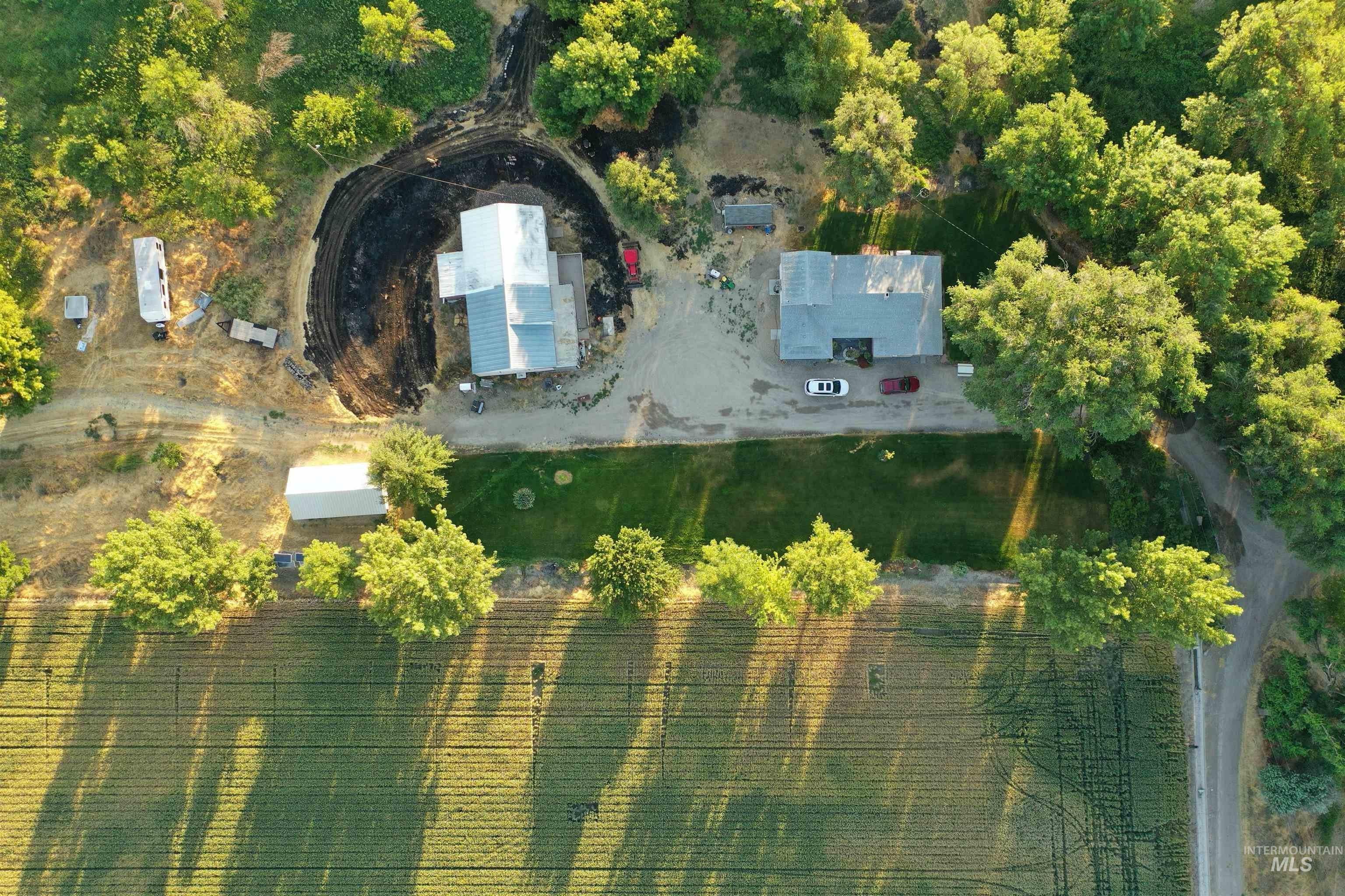3881 E Island Rd, Ontario, Oregon 97914, 4 Bedrooms, 2.5 Bathrooms, Farm & Ranch For Sale, Price $1,100,000, 98992218