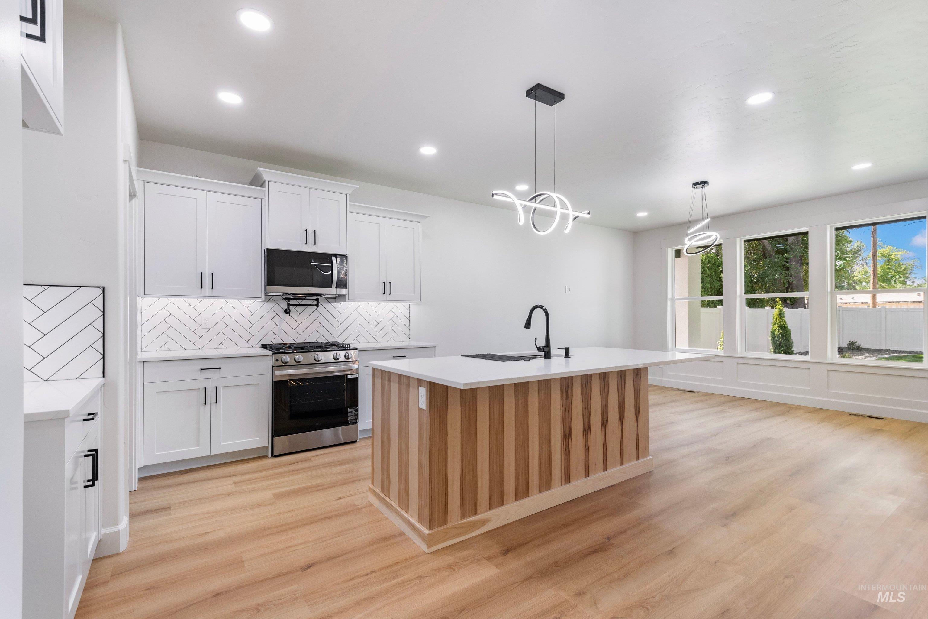 309 5th Street, Wilder, Idaho 83676, 3 Bedrooms, 2 Bathrooms, Residential For Sale, Price $385,000, 98992225