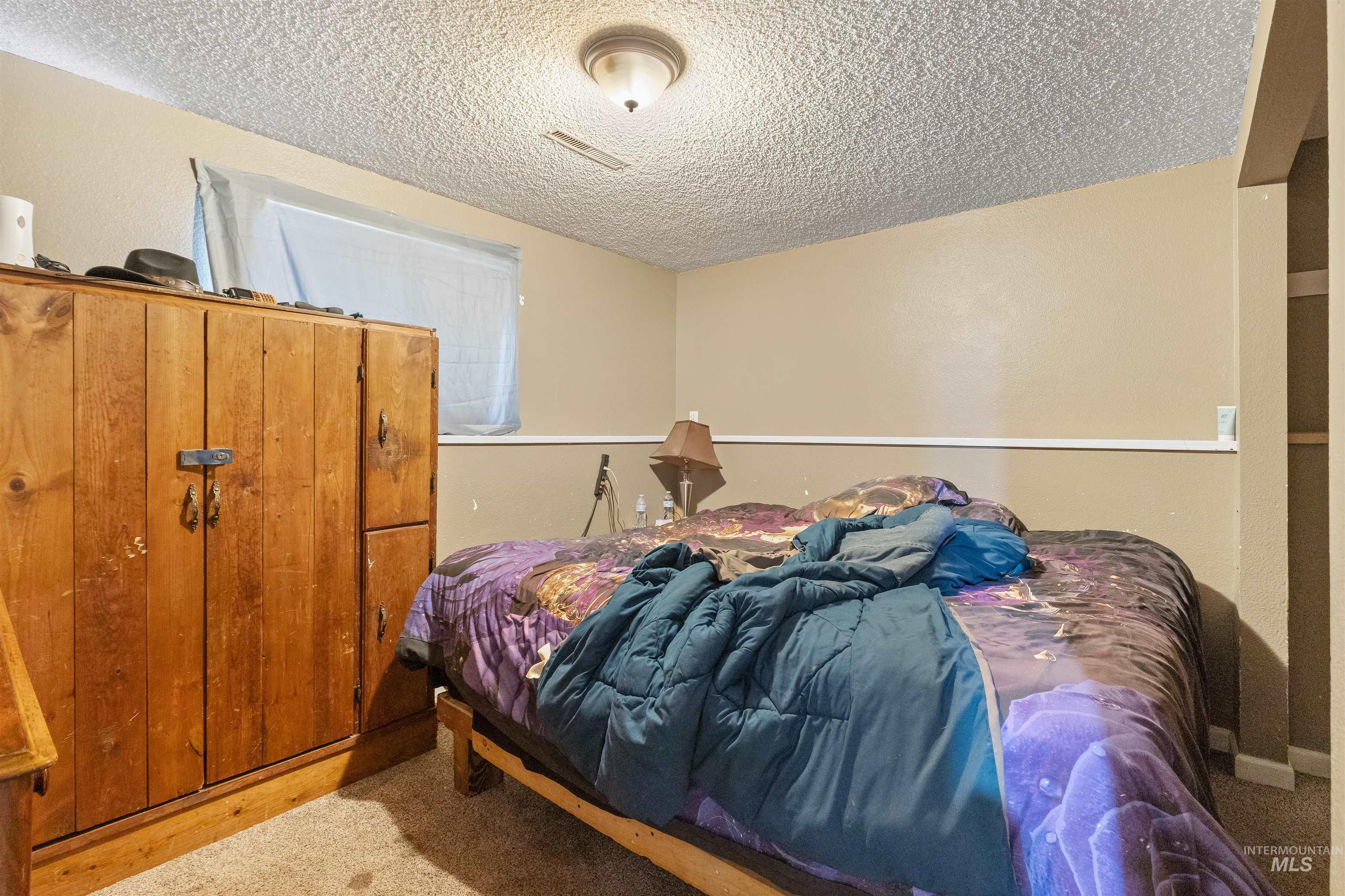 2460 State Street, Pomeroy, Washington 99347, 5 Bedrooms, 2 Bathrooms, Residential For Sale, Price $275,000,MLS 98992227