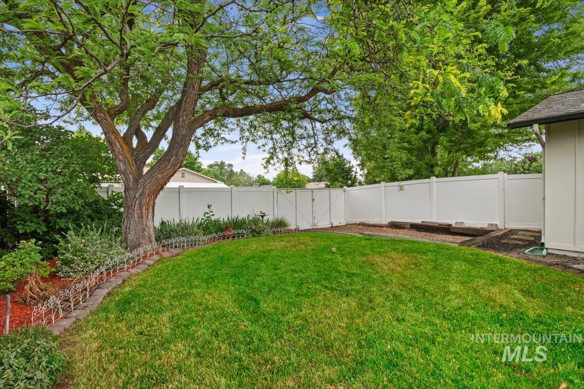 11061 W Gunsmoke St, Boise, Idaho 83713, 3 Bedrooms, 2 Bathrooms, Residential For Sale, Price $419,000, 98992234