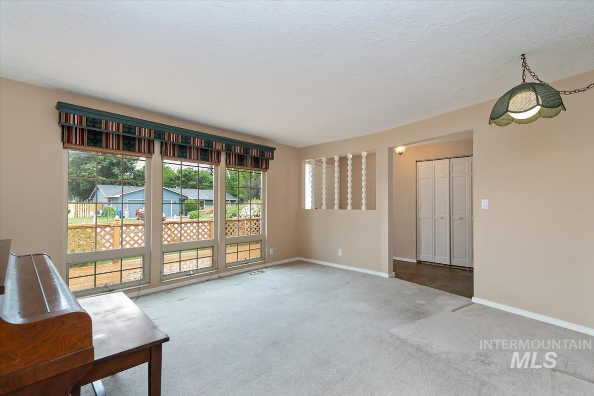 11061 W Gunsmoke St, Boise, Idaho 83713, 3 Bedrooms, 2 Bathrooms, Residential For Sale, Price $419,000, 98992234