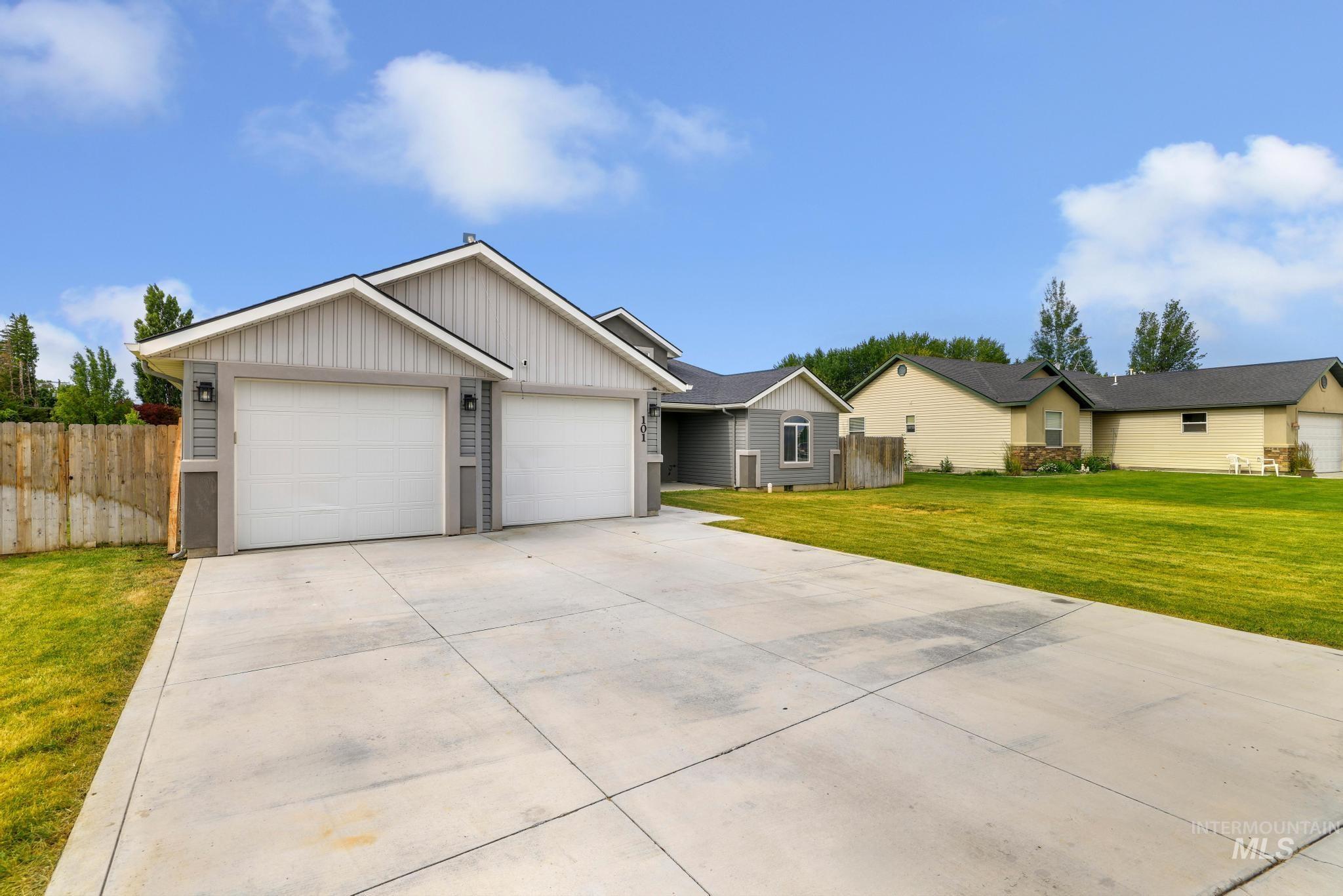 101 River View Drive, Shoshone, Idaho 83352, 3 Bedrooms, 2 Bathrooms, Residential For Sale, Price $375,000, 98992236