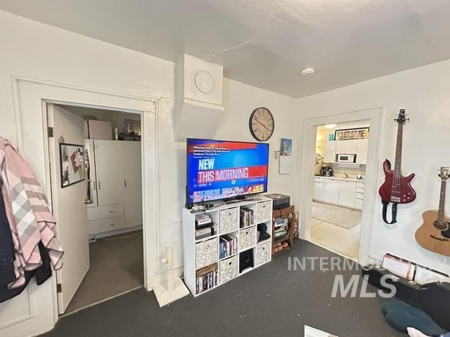918, 920 S Jefferson, Moscow, Idaho 83843, 2 Bedrooms, 1 Bathroom, Residential Income For Sale, Price $379,000, 98992240