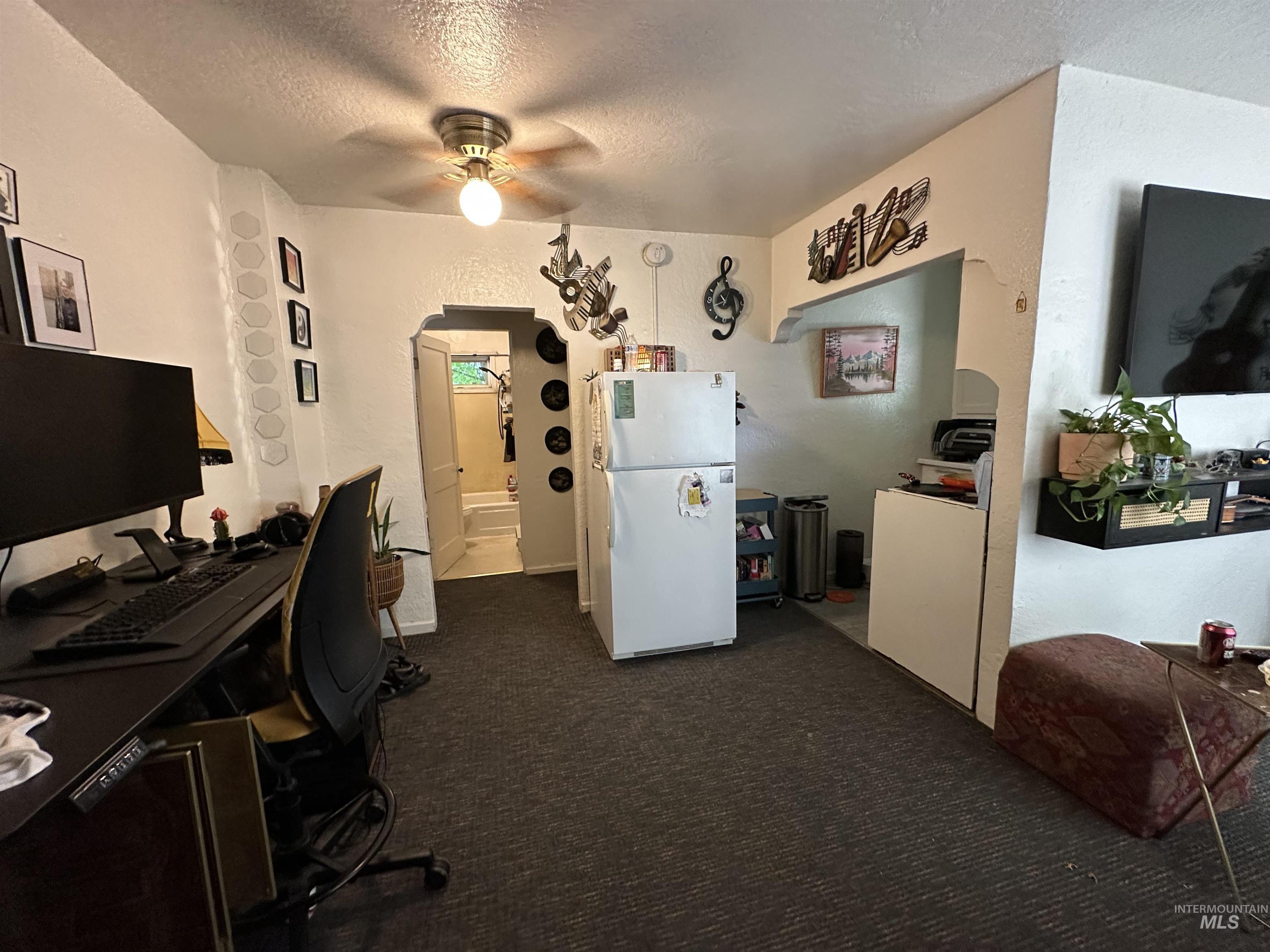 102-110 S Asbury St, Moscow, Idaho 83843, 2 Bedrooms, 1 Bathroom, Residential Income For Sale, Price $570,000,MLS 98992241