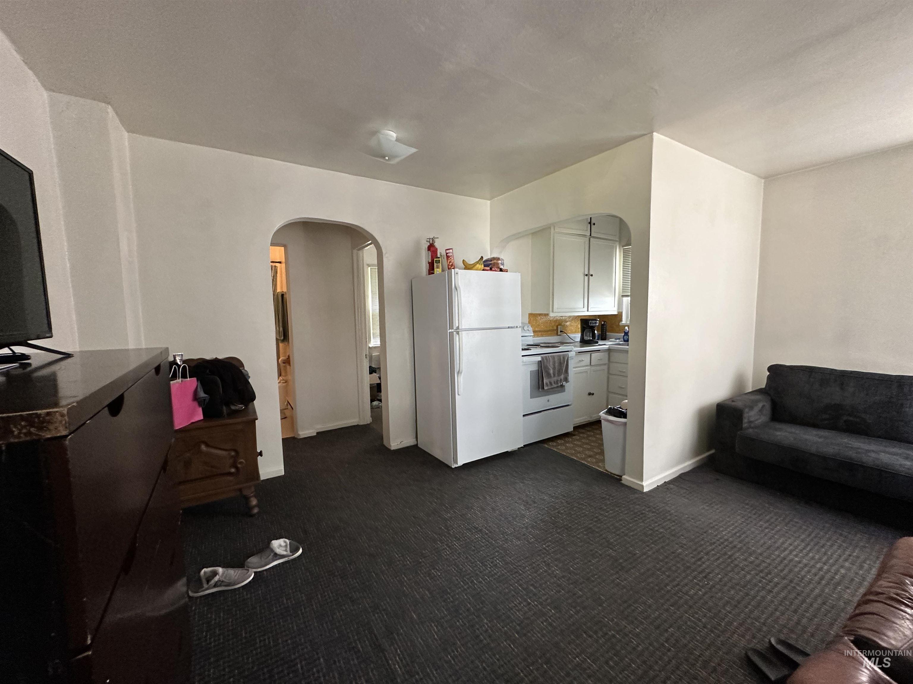 102-110 S Asbury St, Moscow, Idaho 83843, 2 Bedrooms, 1 Bathroom, Residential Income For Sale, Price $570,000,MLS 98992241