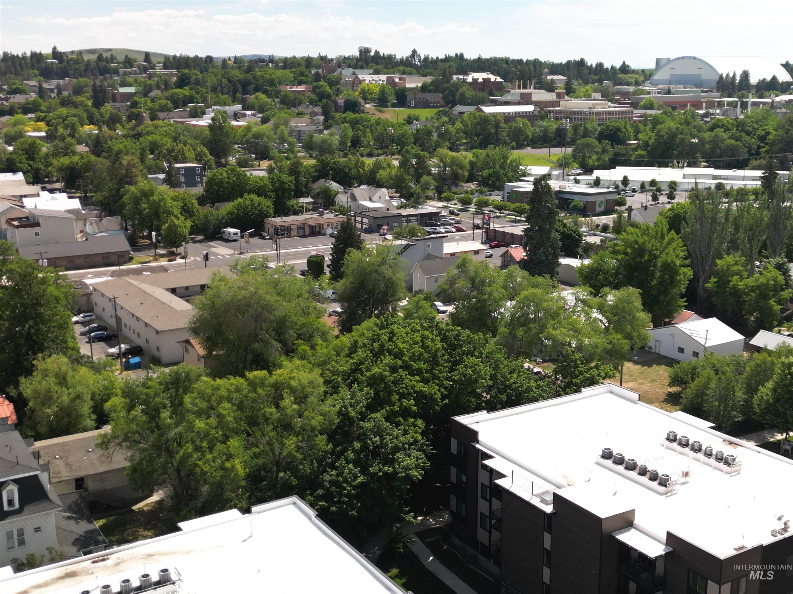 102-110 S Asbury St, Moscow, Idaho 83843, 2 Bedrooms, 1 Bathroom, Residential Income For Sale, Price $570,000,MLS 98992241
