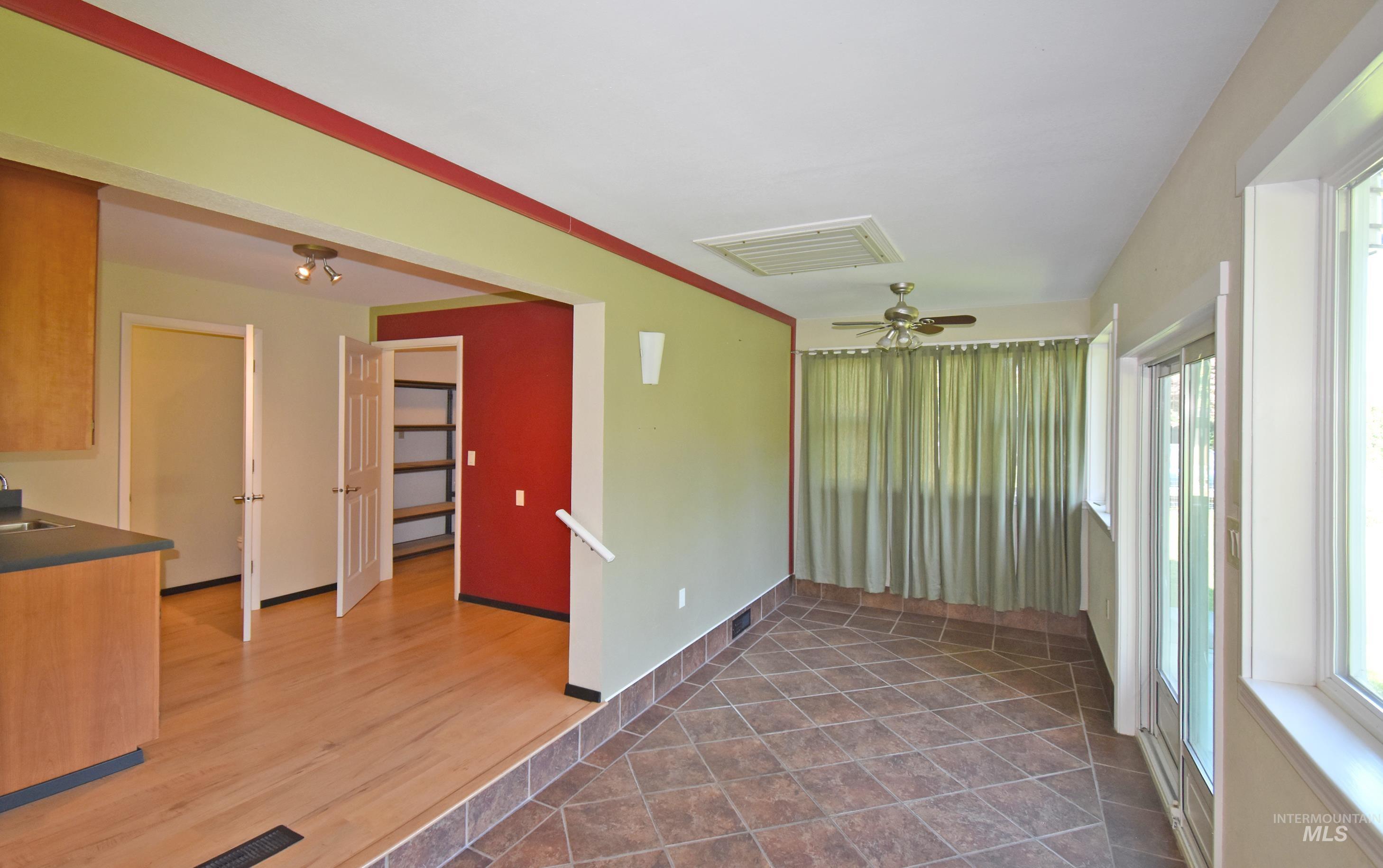 1021 Grelle Avenue, Lewiston, Idaho 83501, 3 Bedrooms, 2 Bathrooms, Residential For Sale, Price $635,000, 98992245