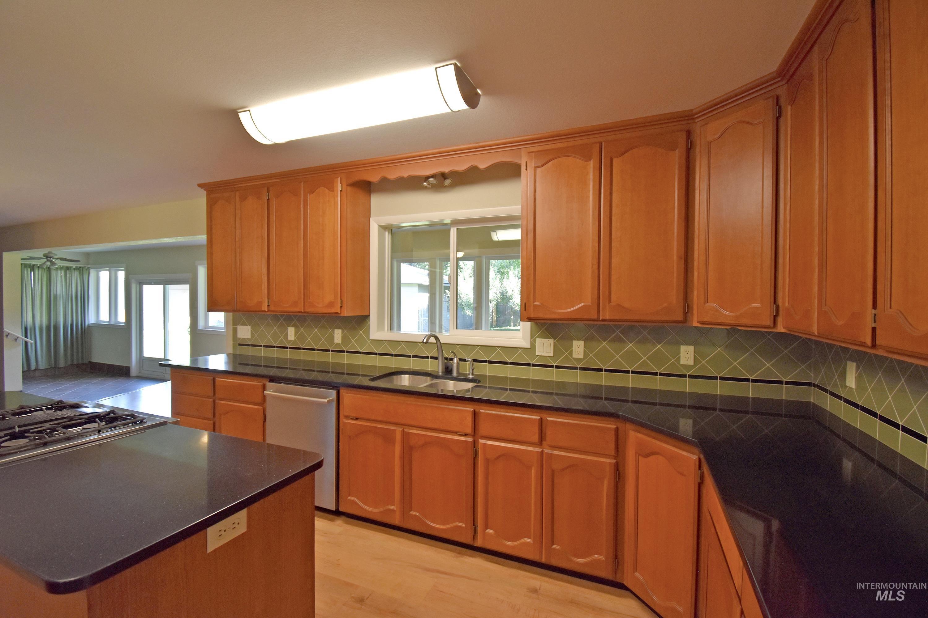 1021 Grelle Avenue, Lewiston, Idaho 83501, 3 Bedrooms, 2 Bathrooms, Residential For Sale, Price $635,000, 98992245