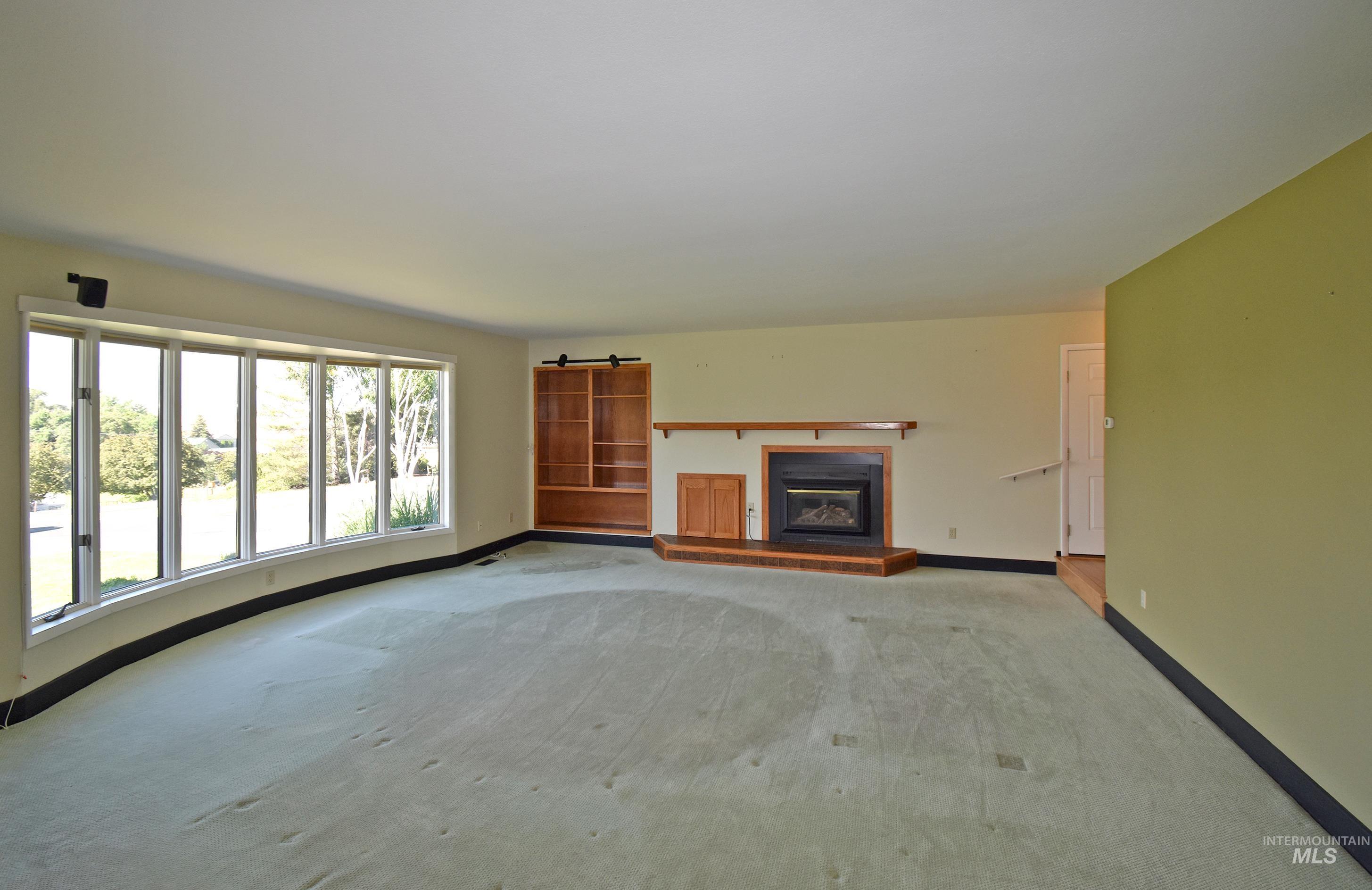 1021 Grelle Avenue, Lewiston, Idaho 83501, 3 Bedrooms, 2 Bathrooms, Residential For Sale, Price $635,000, 98992245