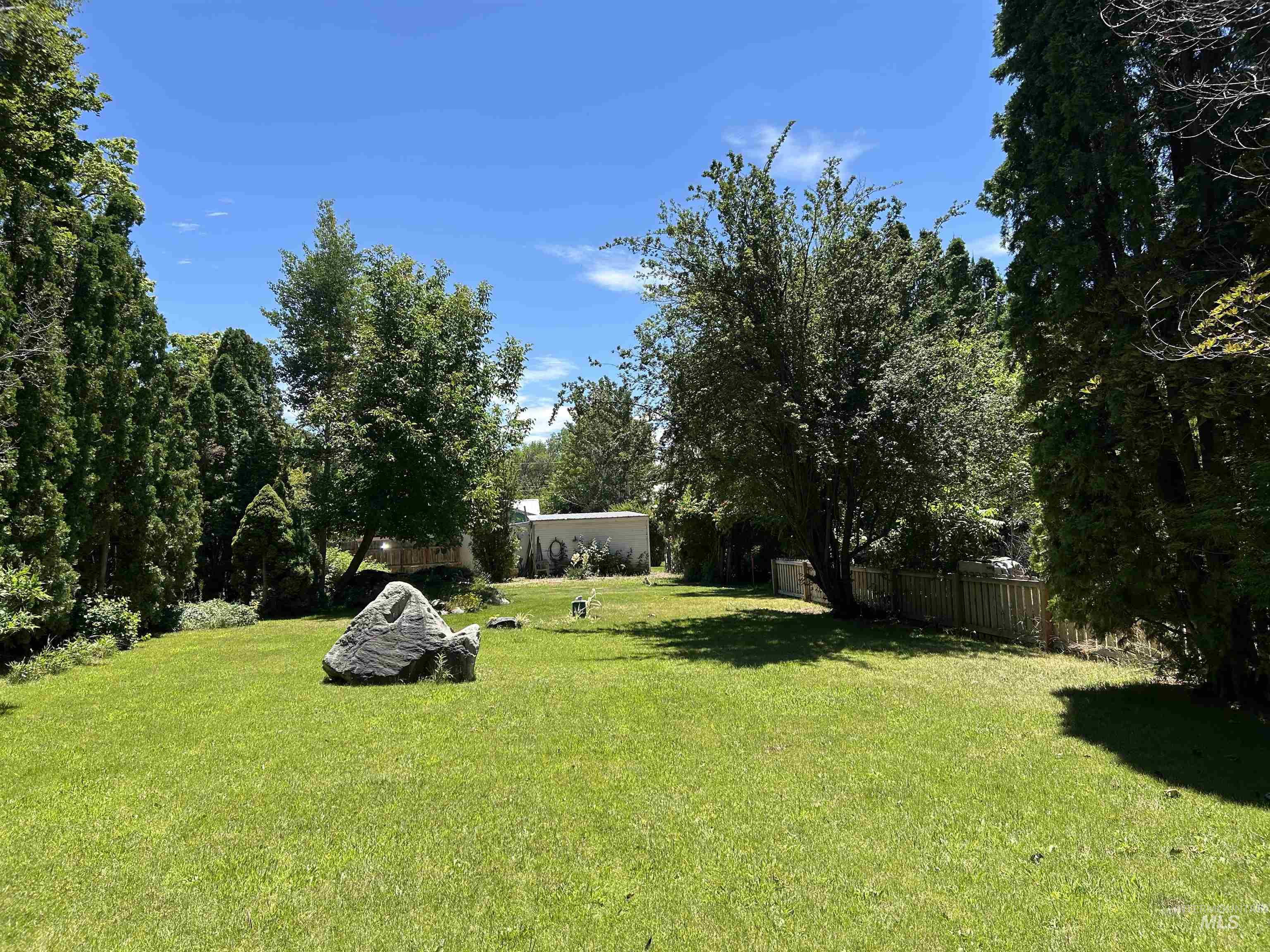 604 8th Ave E, Jerome, Idaho 83338, 2 Bedrooms, 1.5 Bathrooms, Residential For Sale, Price $249,900,MLS 98992248