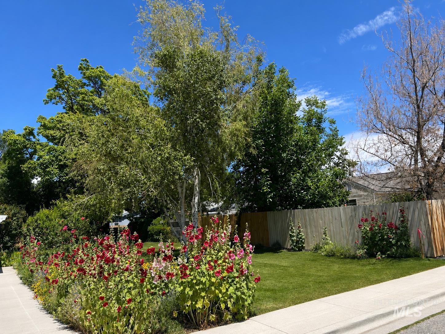 604 8th Ave E, Jerome, Idaho 83338, 2 Bedrooms, 1.5 Bathrooms, Residential For Sale, Price $249,900,MLS 98992248