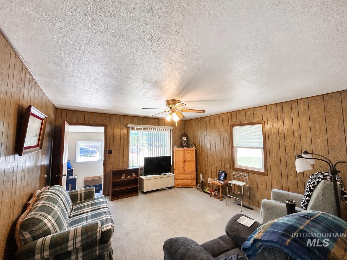 604 8th Ave E, Jerome, Idaho 83338, 2 Bedrooms, 1.5 Bathrooms, Residential For Sale, Price $249,900,MLS 98992248